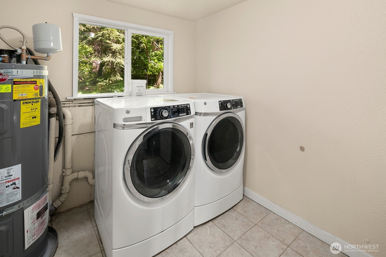 Utility room, it's big!
