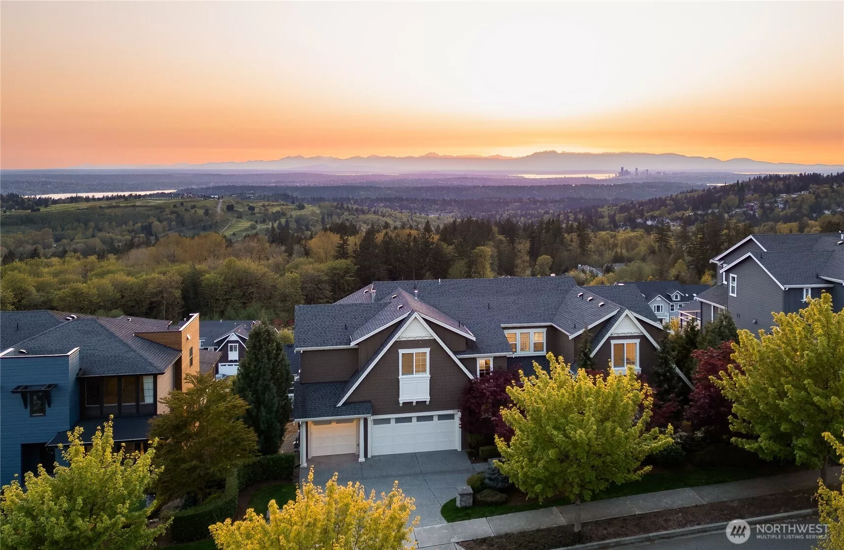 Welcome to the Astounding View Home in Lakemont