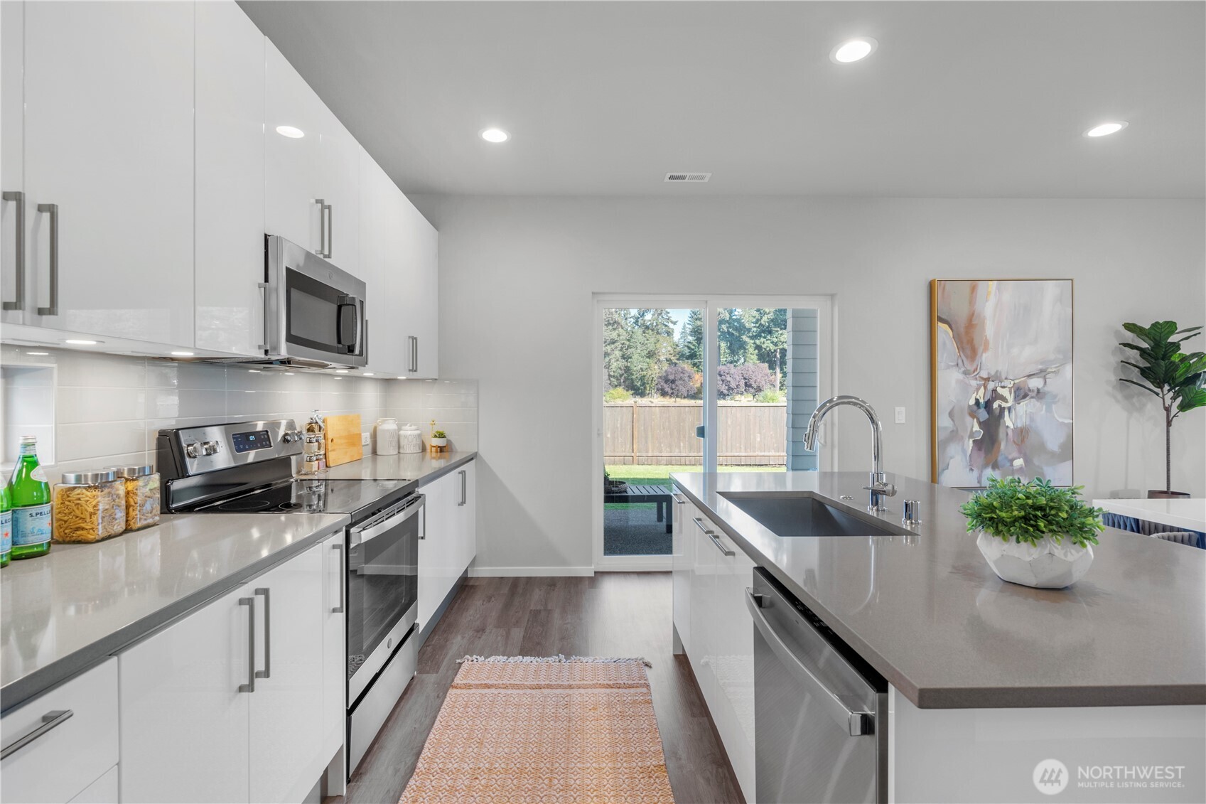 Photos of the Model home. Not of actual home.