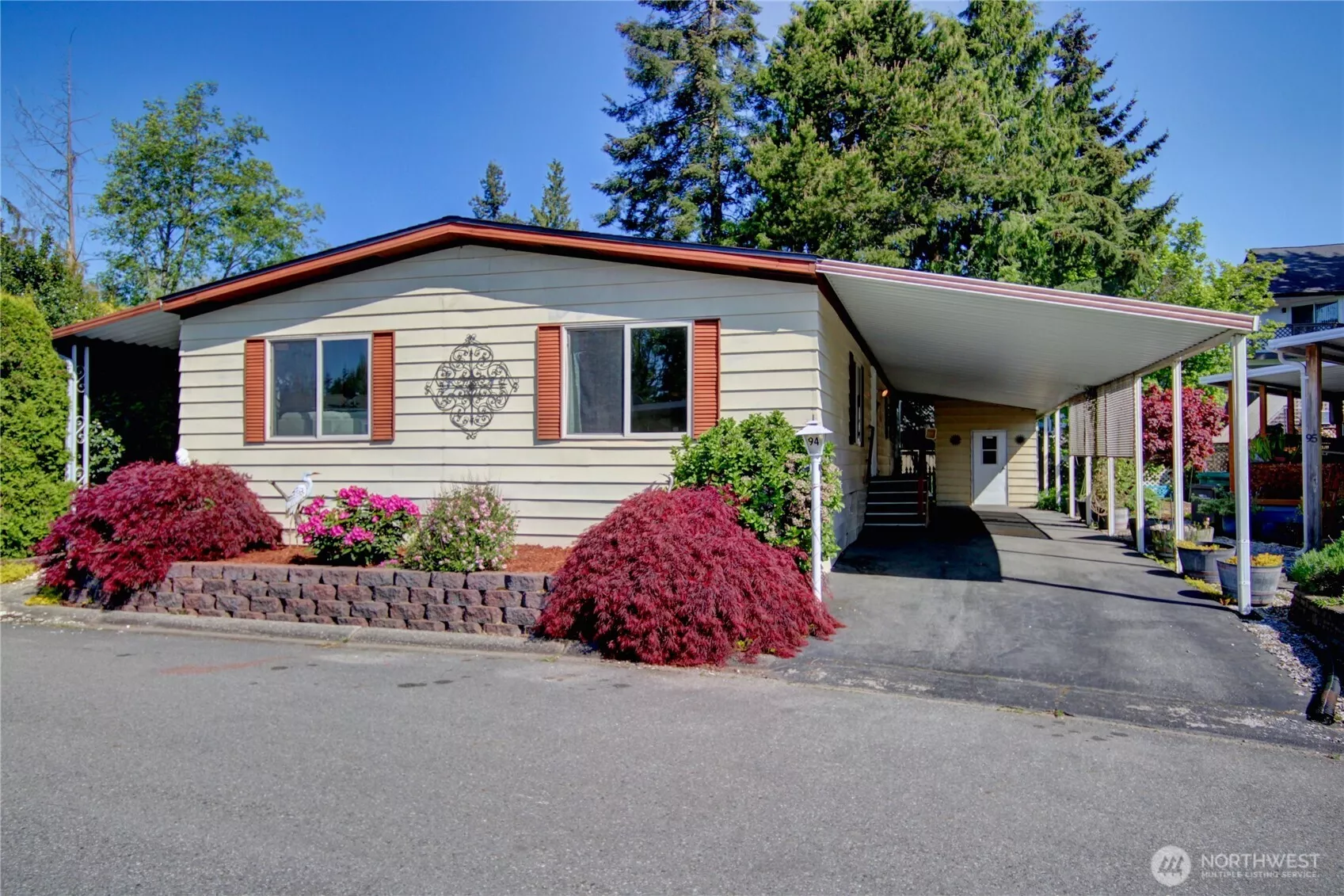 Welcome to 815 15th Ave NE #94, Everett Wa