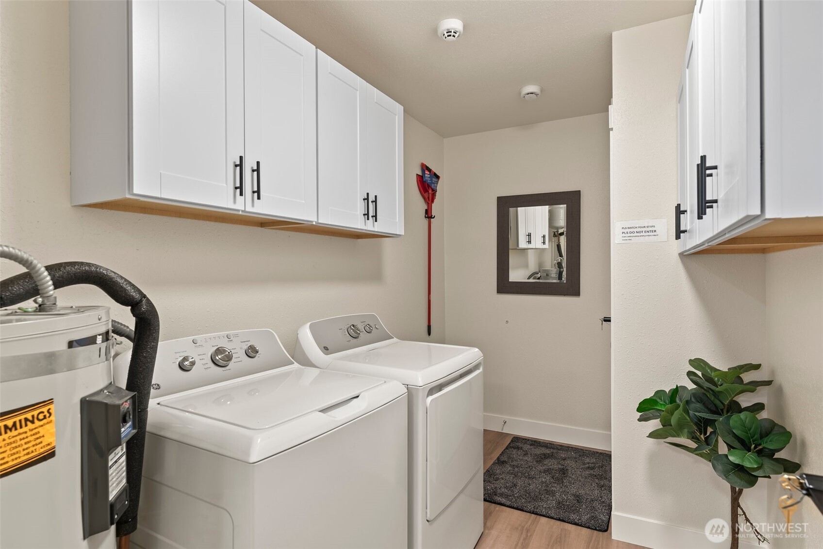 Bedroom E ( Double Occupancy )