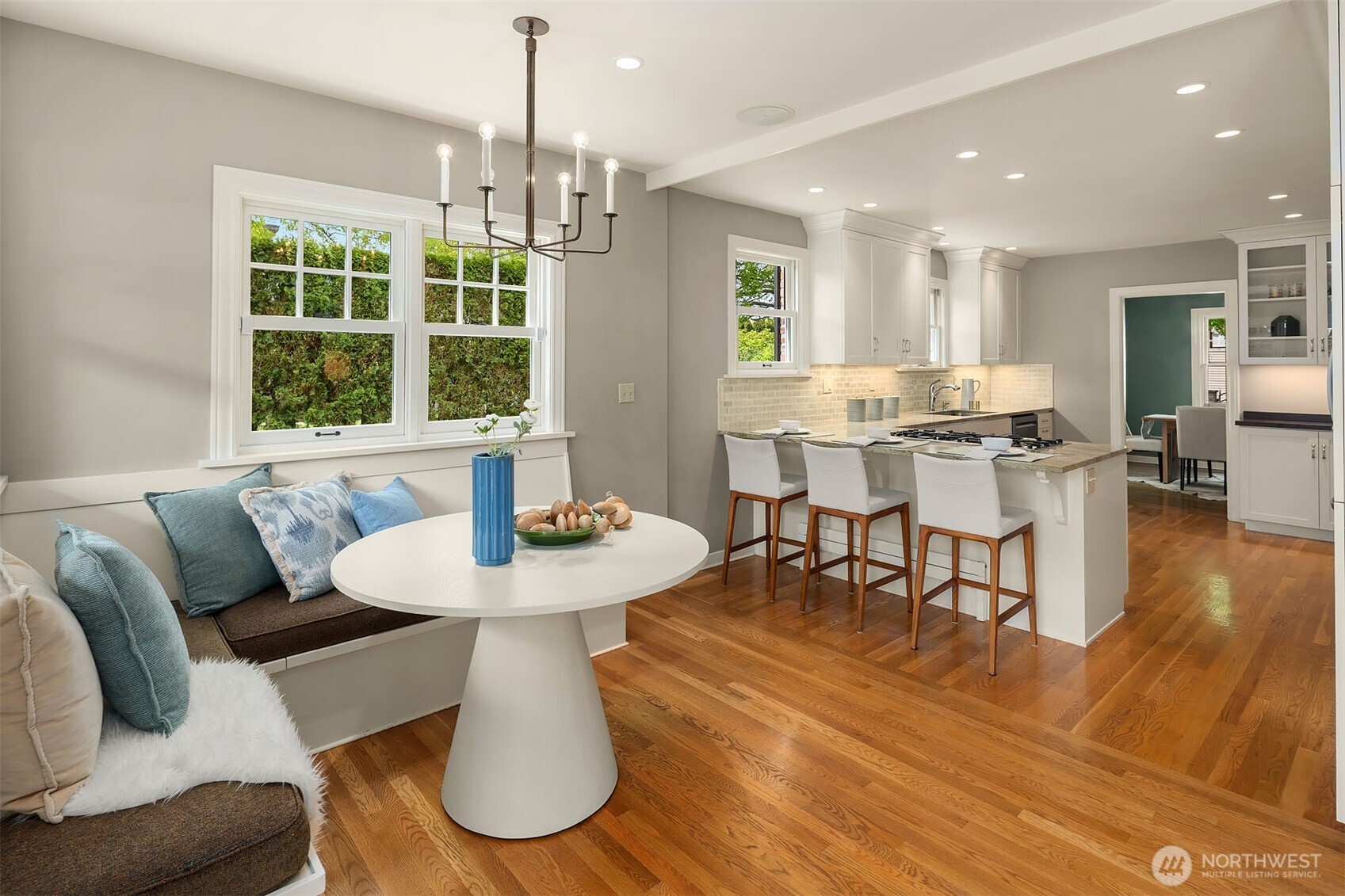 Built-in booth for cozy dining