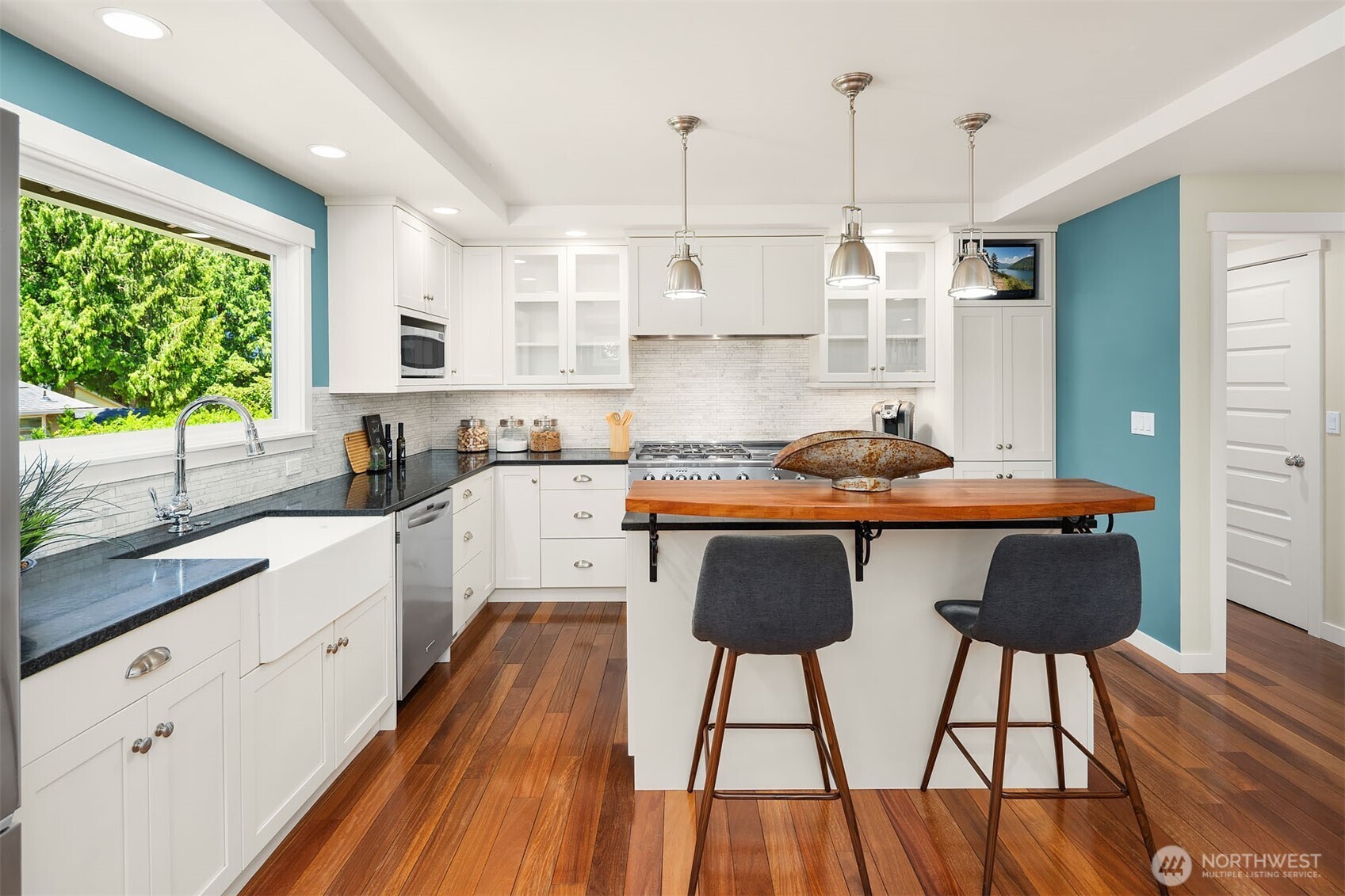 Island Breakfast Bar
