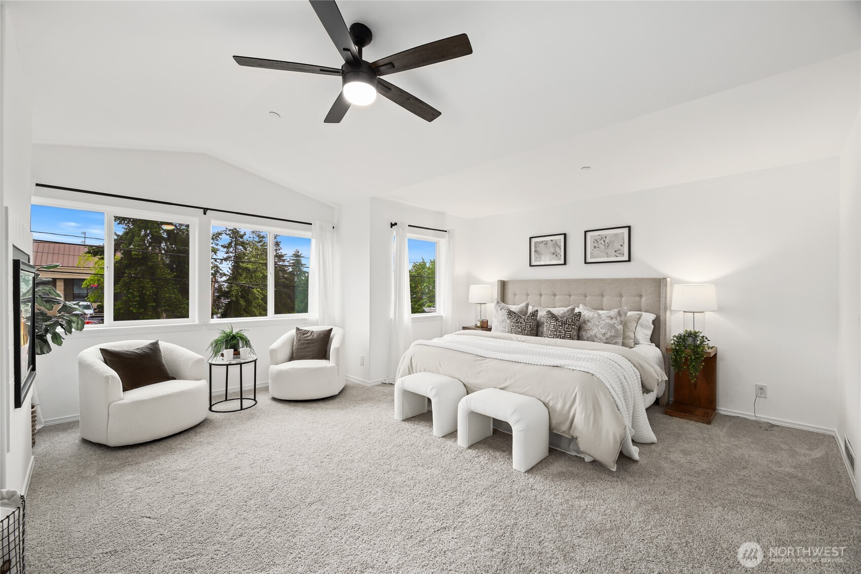 Look at the size of this primary bedroom!