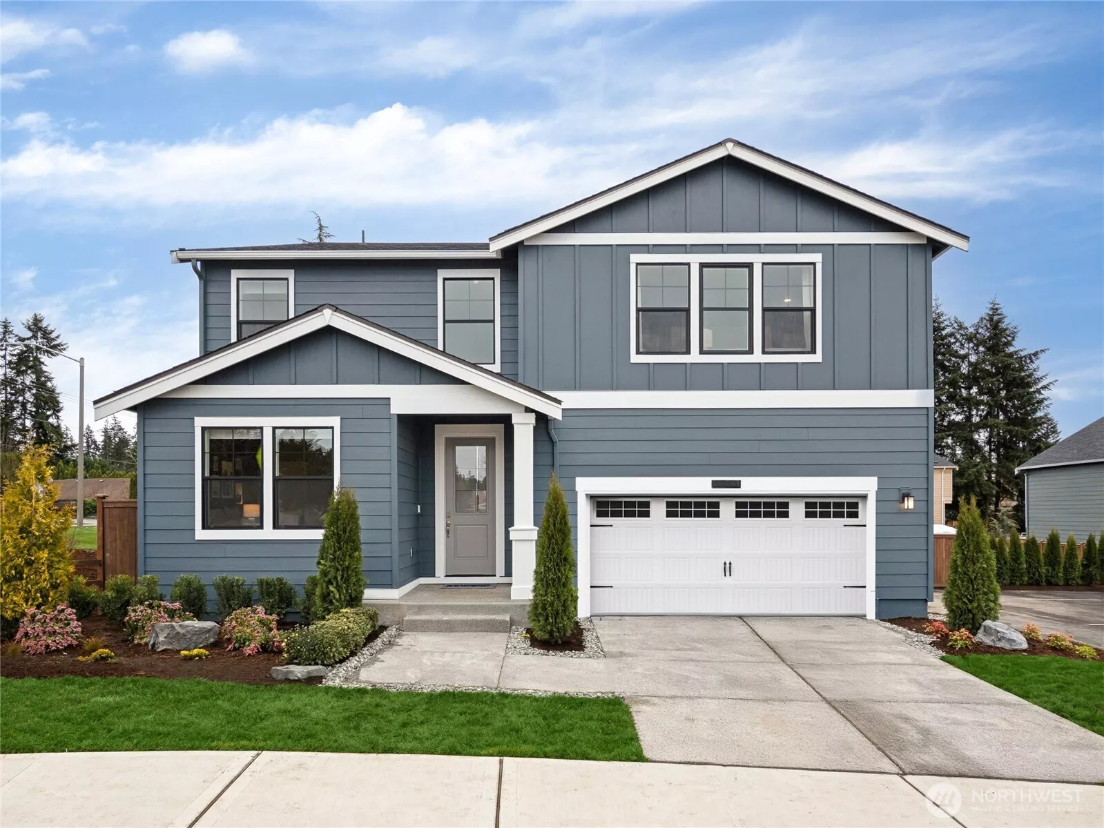 Photo is representational. Actual home is under construction and finishes and colors will vary. See site agent for details. Popular Stafford Floorplan with 5 bed + Larger Bonus + 2.75 bath is here!
