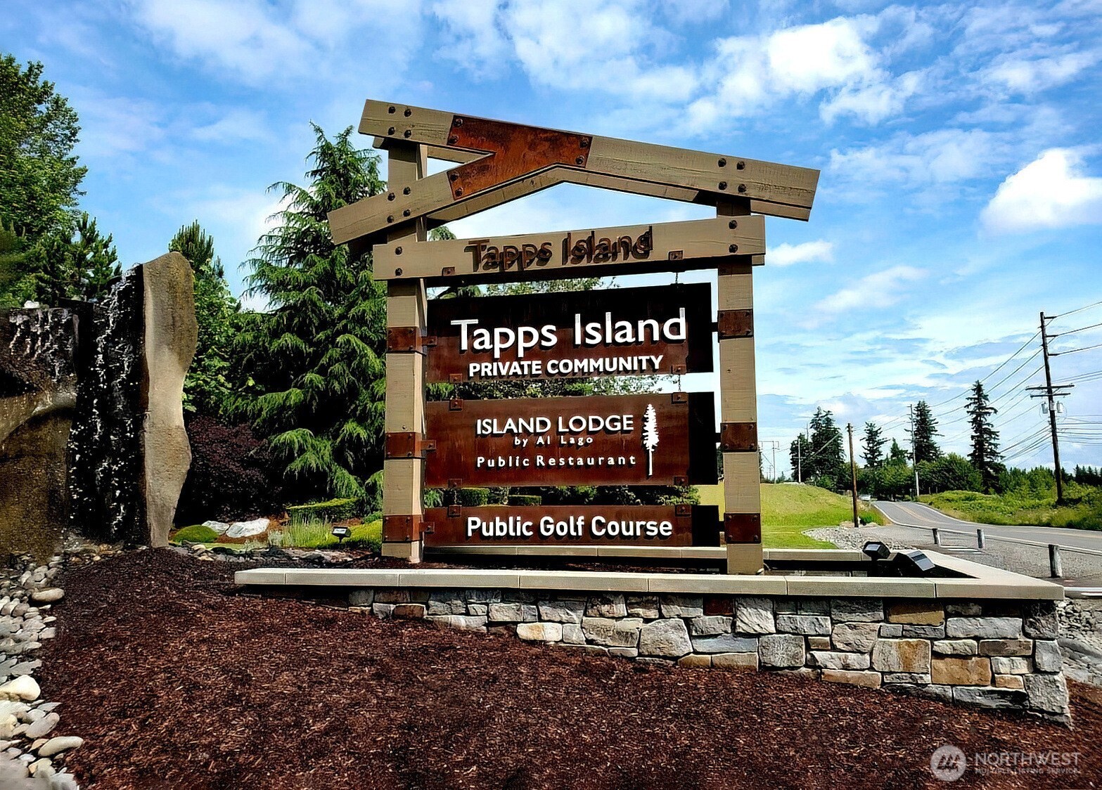 Tapps Island entrance.
