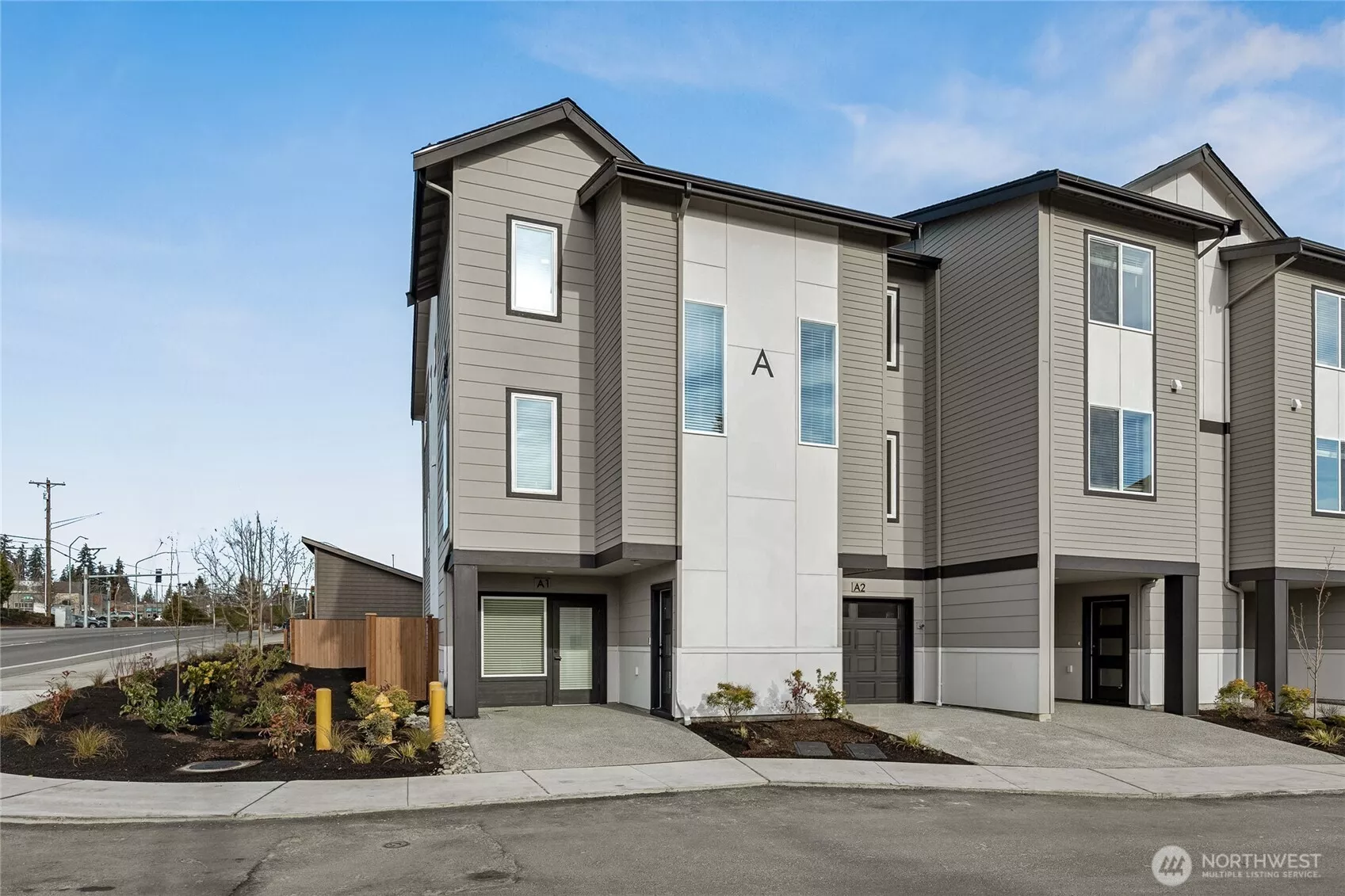 Photos are for representation only.  Features, colors, and selections may differ from photograph. See site agent for details.