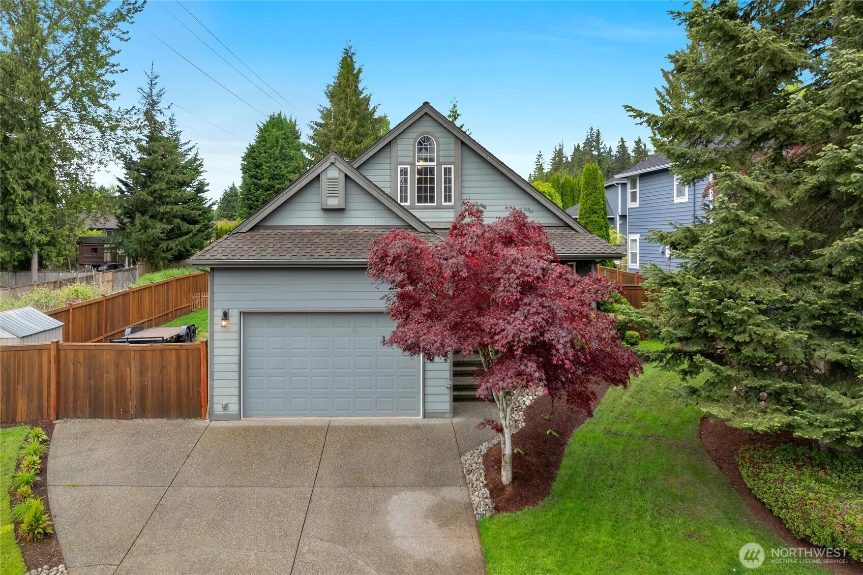 Welcome to 5901 153rd Pl. SE in the Gold Creek neighborhood. Home includes RV/boat/trailer parking area behind fence in side yard.