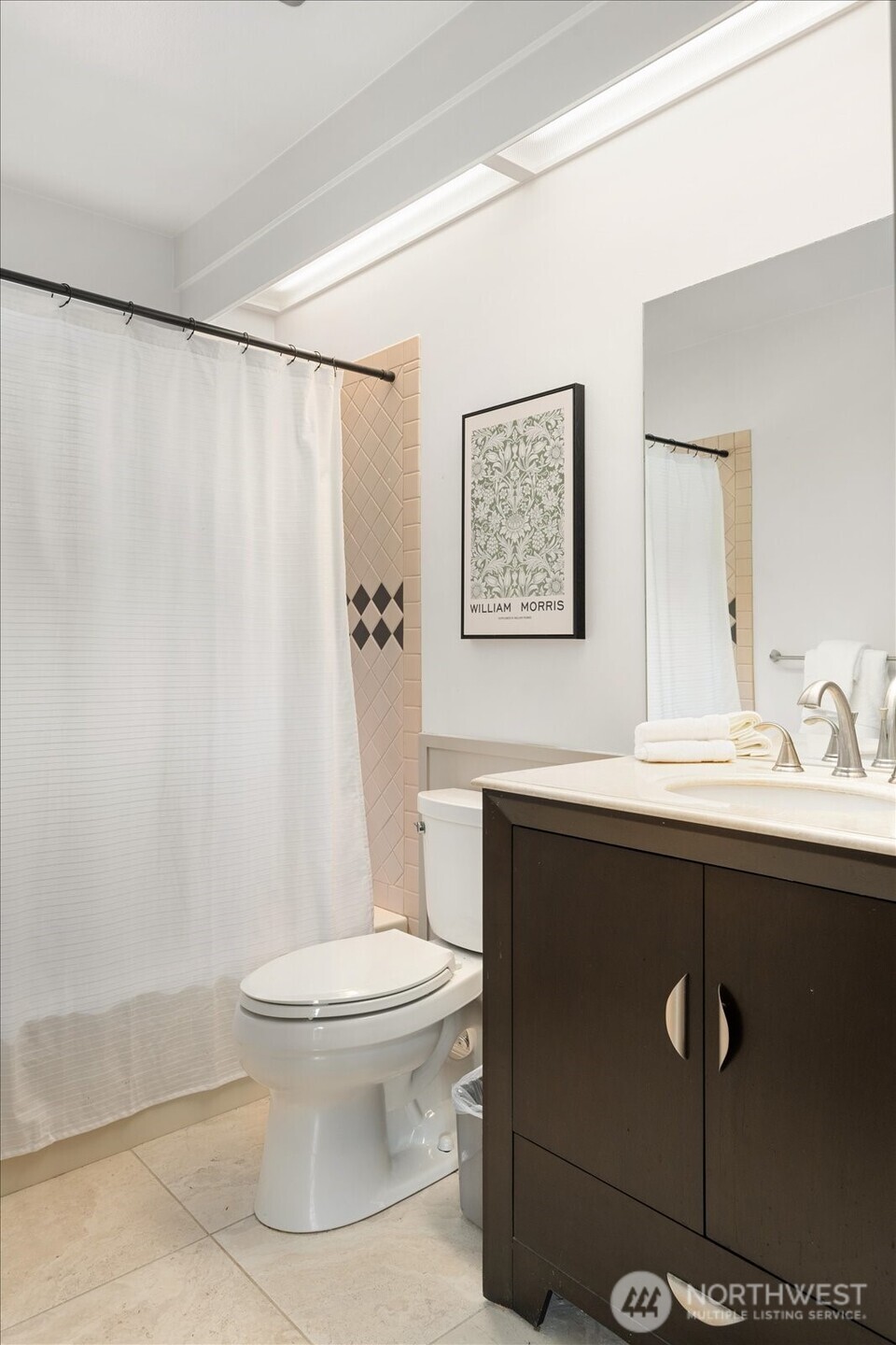 Convenient main level bath