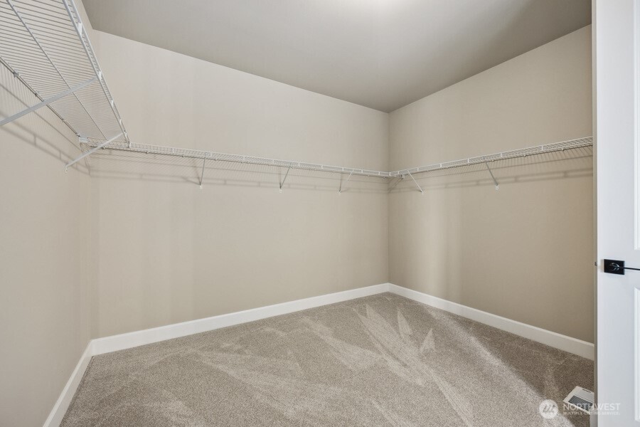 Photos are of Yorktown model home. Colors and options may vary.