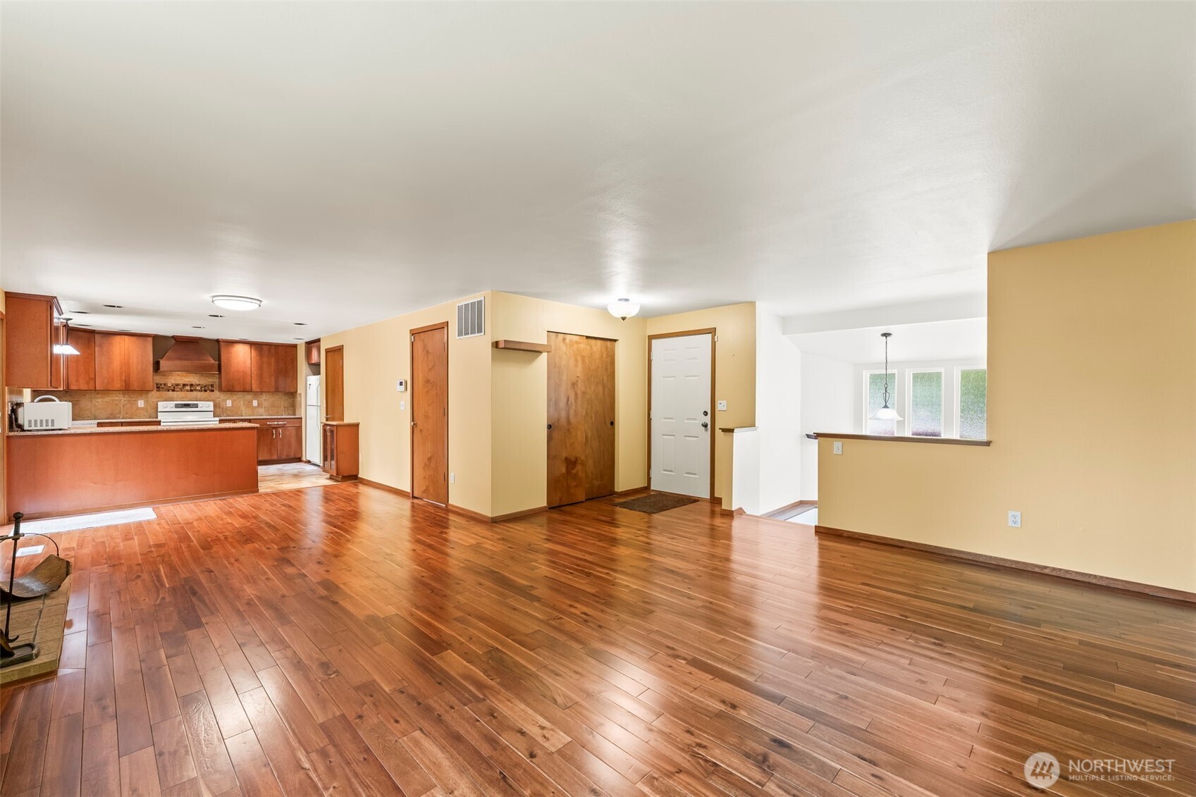 Living Room and Entry