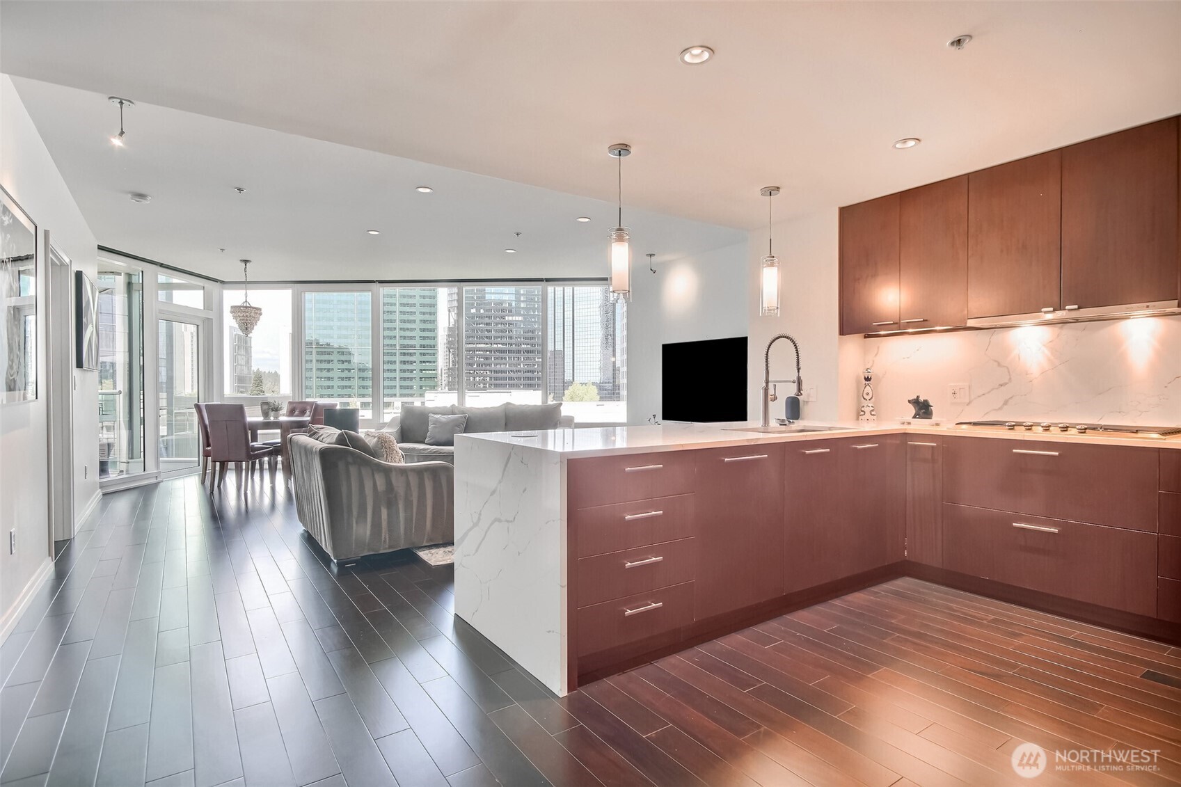 Solid mahagony hardwood fllors