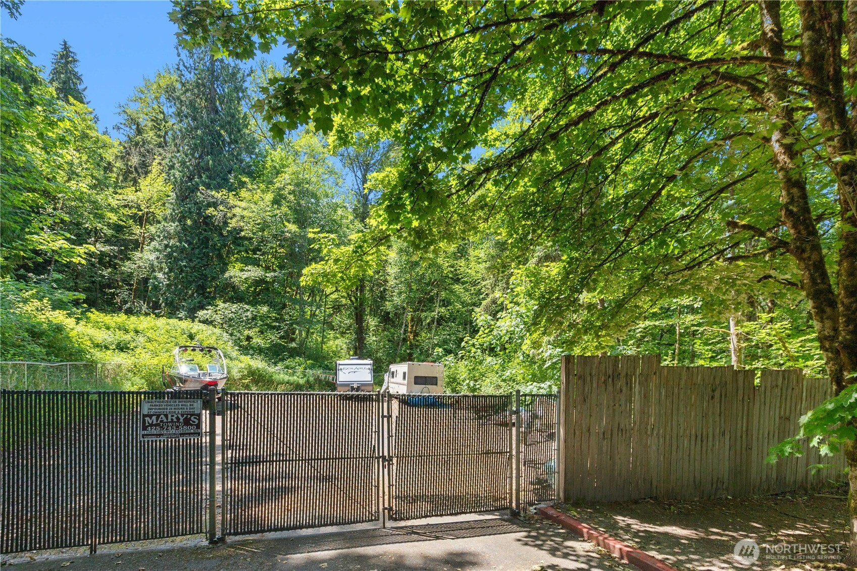Car/RV/Boat Storage included in HOA!