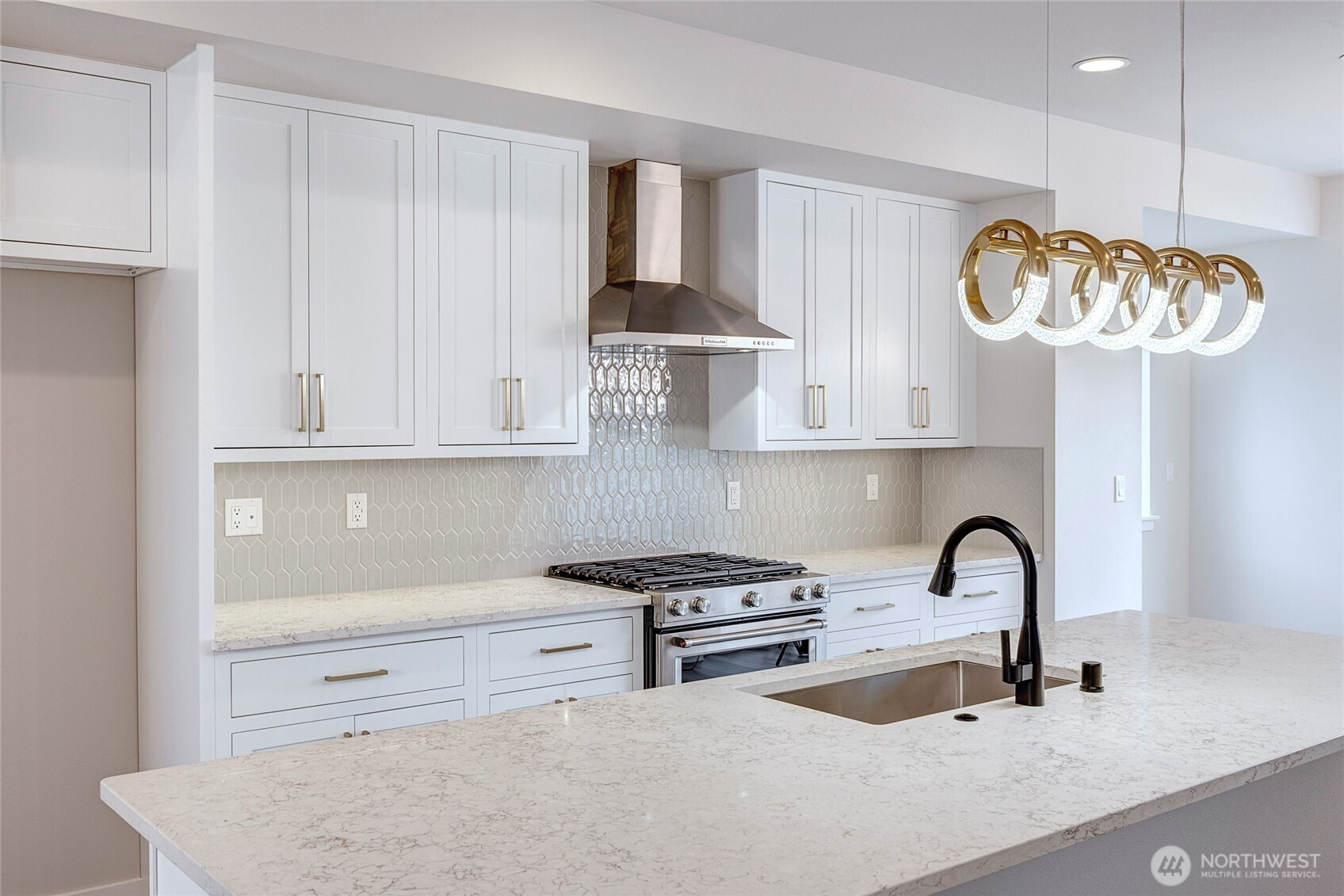 Full backsplash tile