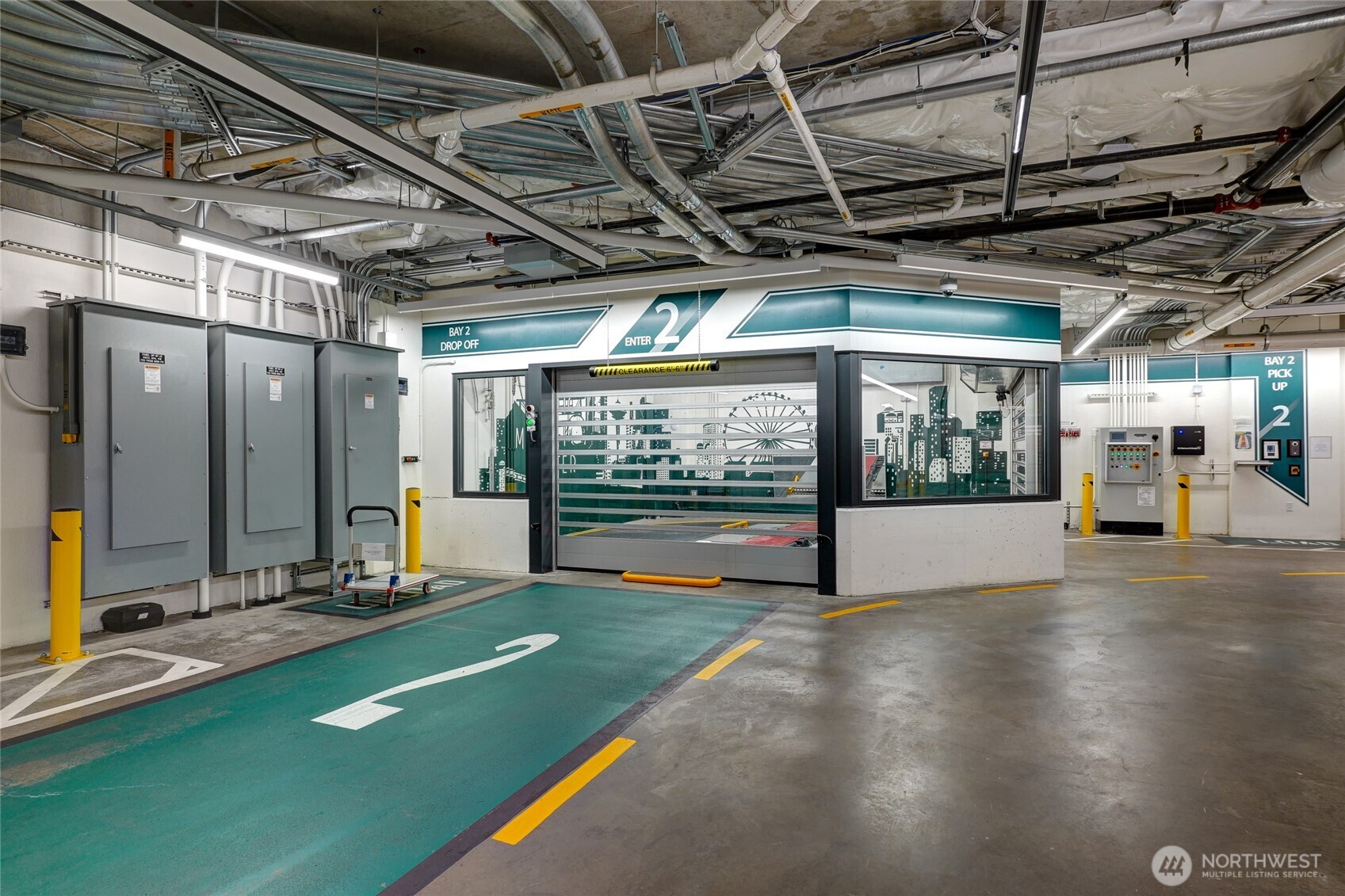 Don't miss the B1 floor where your car will be lowered to underground parking automatically.