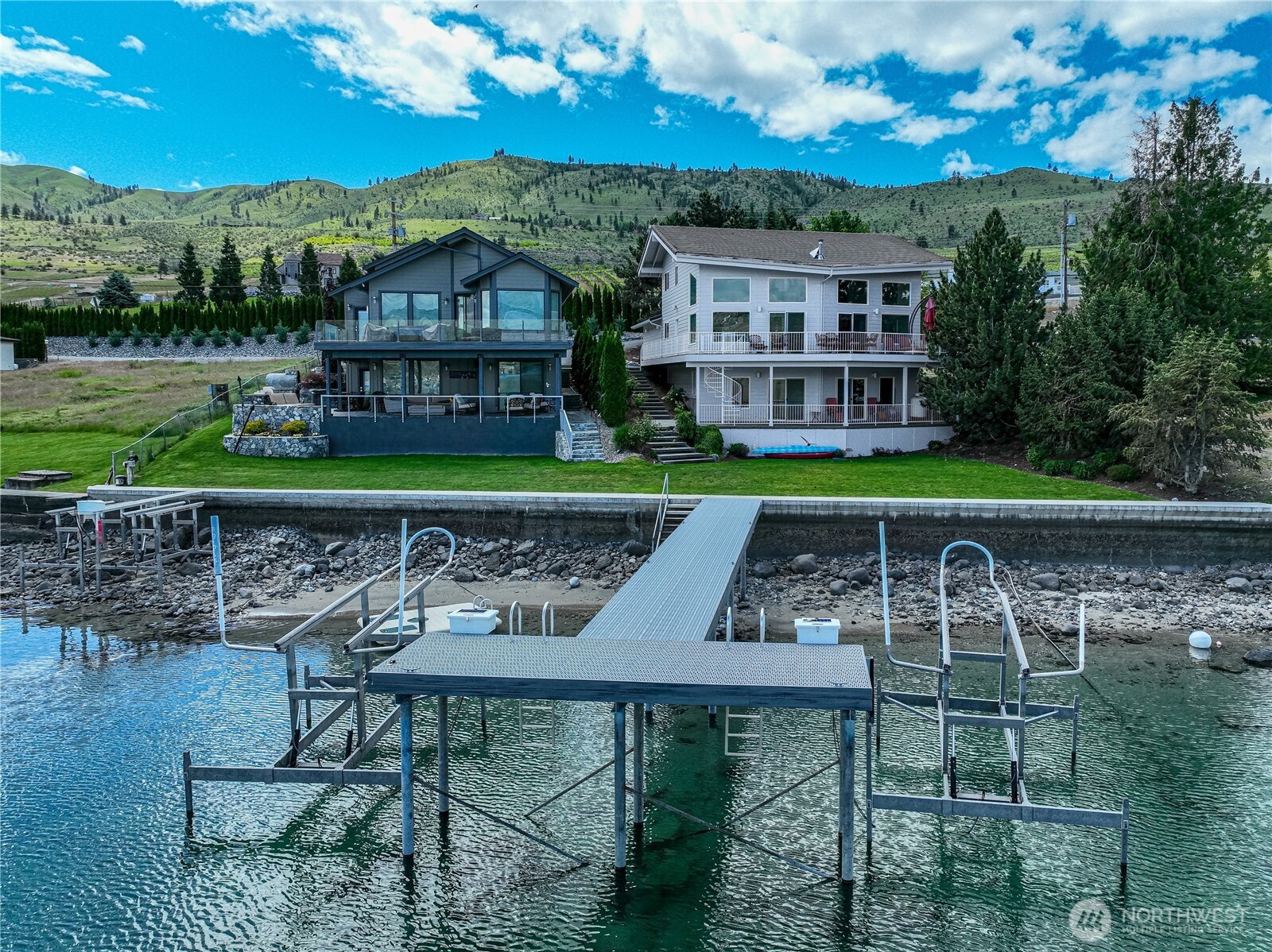 Large shared dock with boat lift just steps from the patio