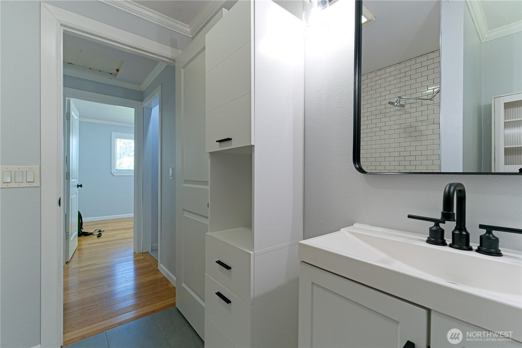 Walk in closet