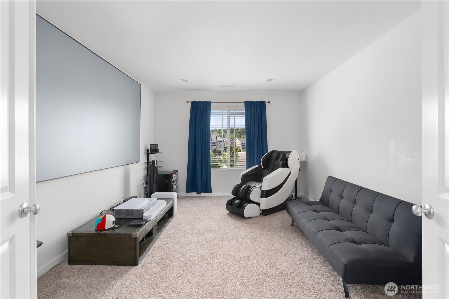 2nd Upstairs Bedroom