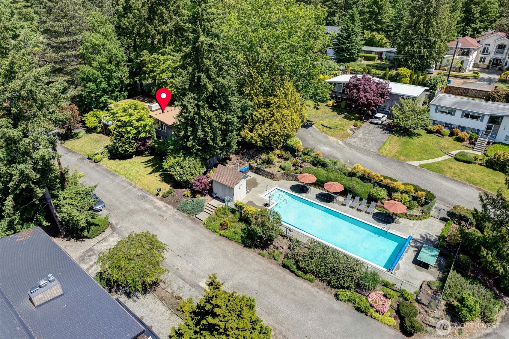 5 Wembley Lane is the only house located right next to the pool, making it extra convenient for access.