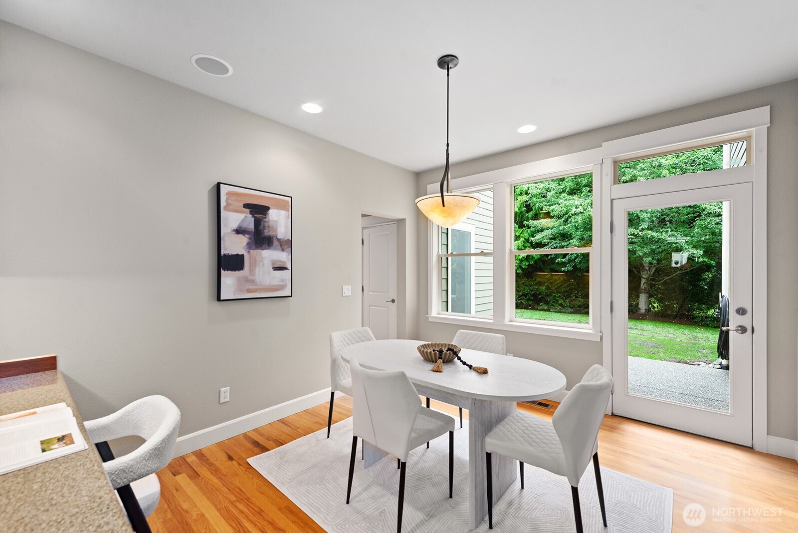 Eat-in space with access to the backyard.