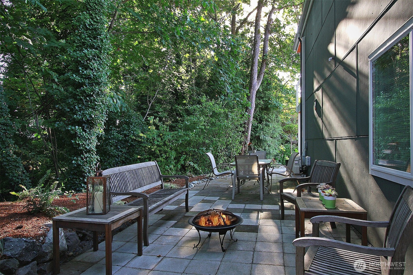 744 3rd St S, Kirkland