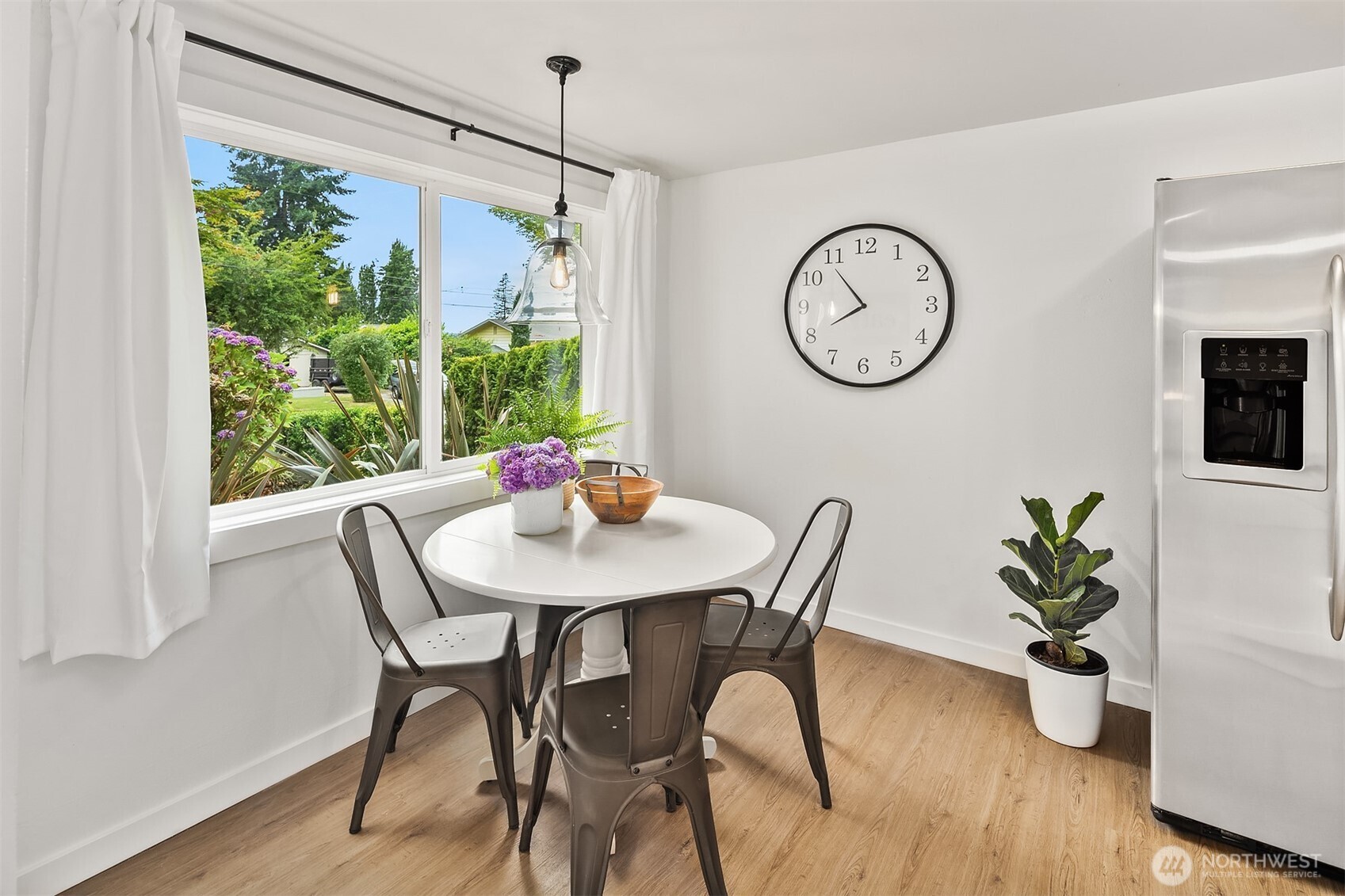 744 3rd St S, Kirkland