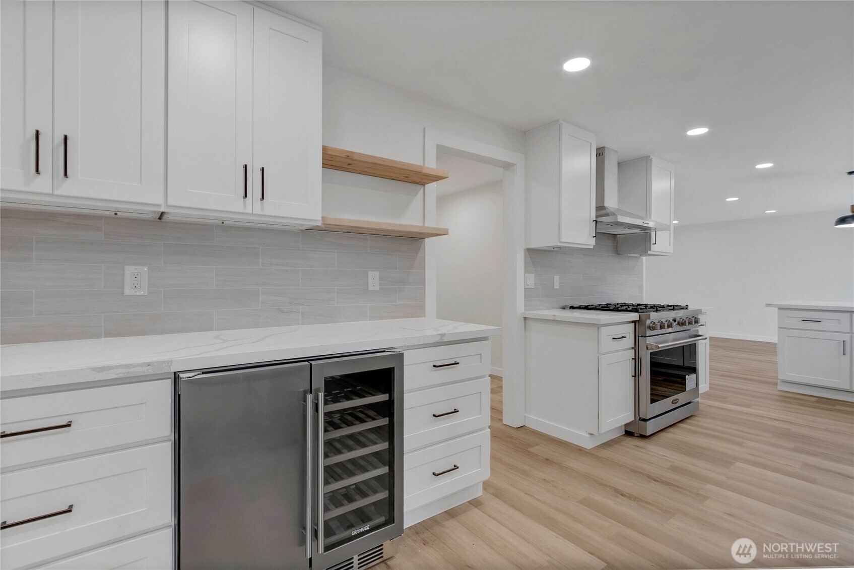36" gas range and hood