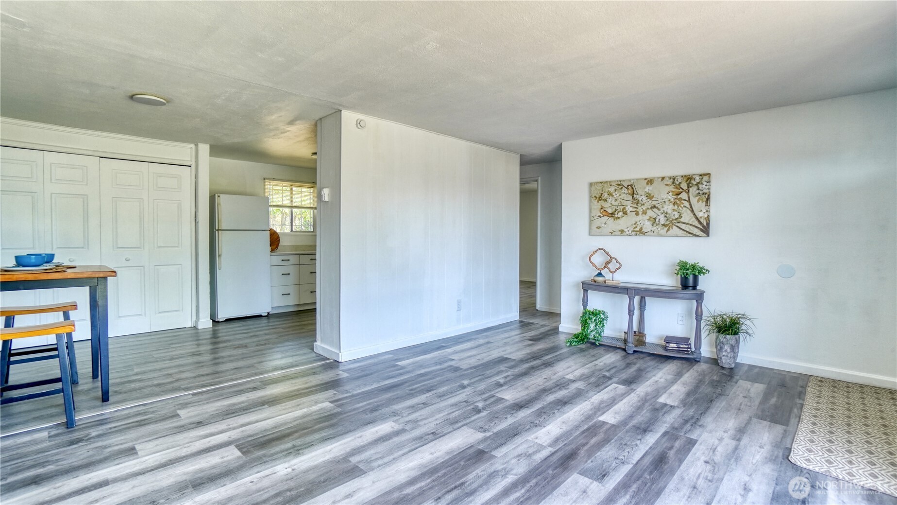Entry into living room