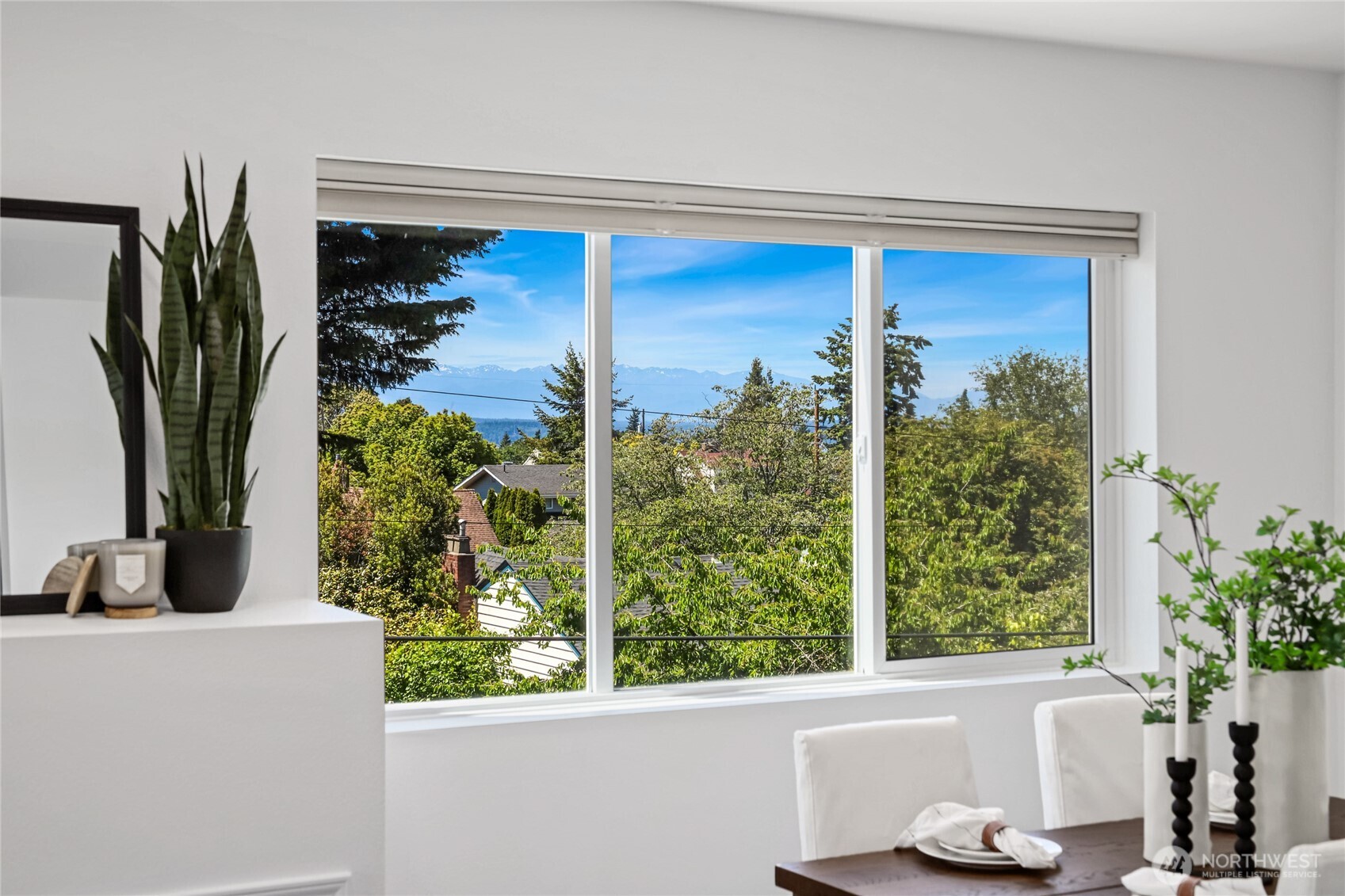 Enjoy dinners with a view