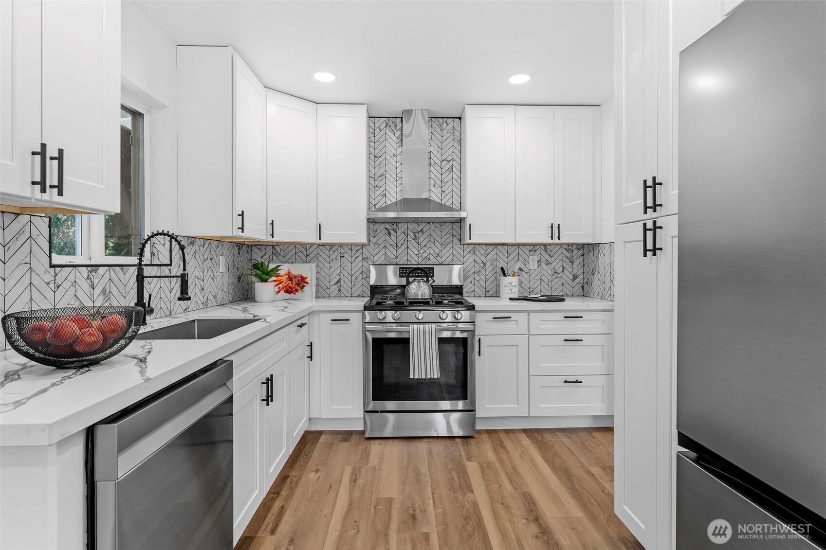 All white Kitchen with 42inch cabinets