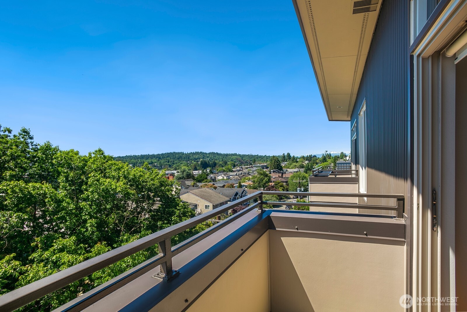 Deck off primary bedroom