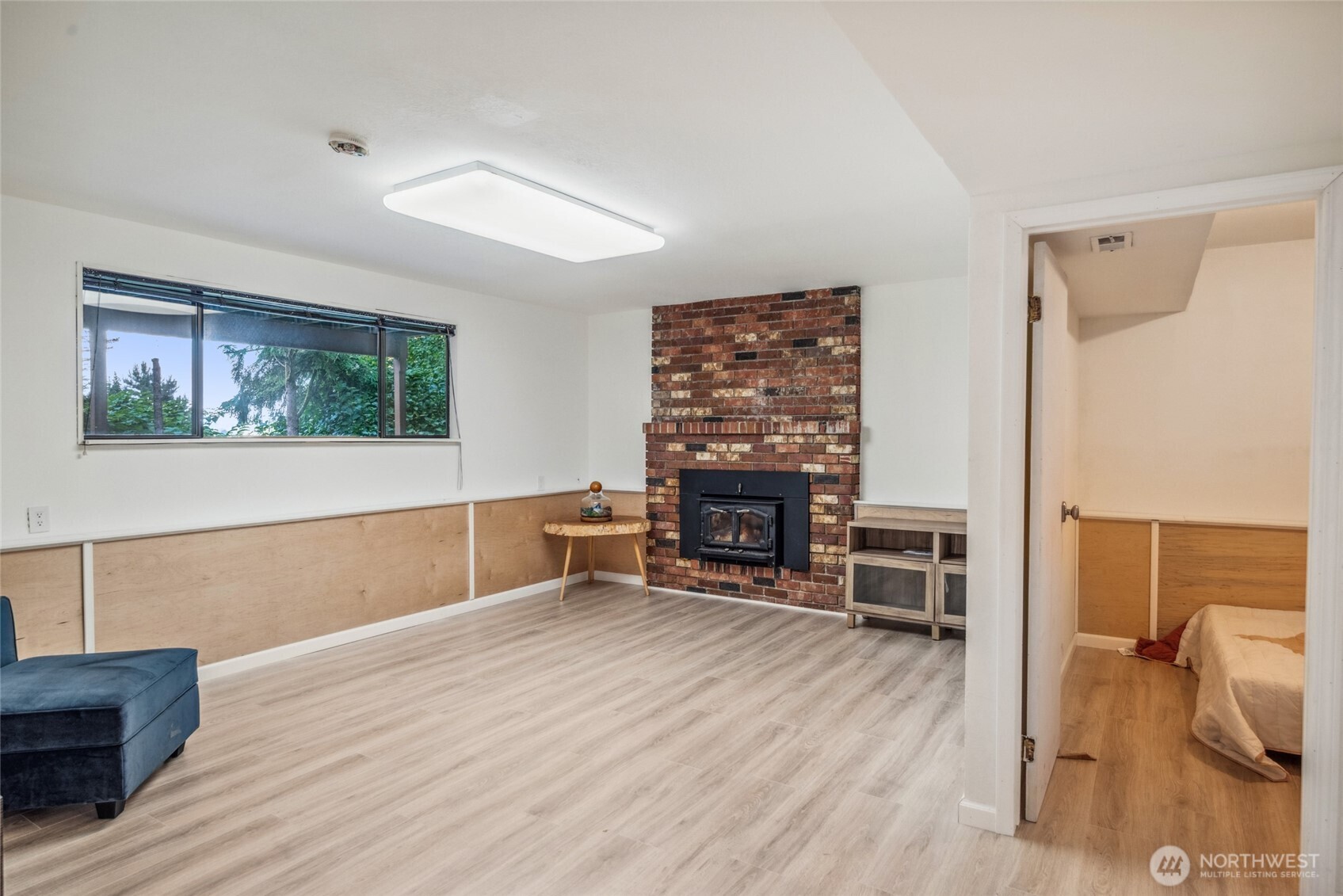 Family with fireplace insert