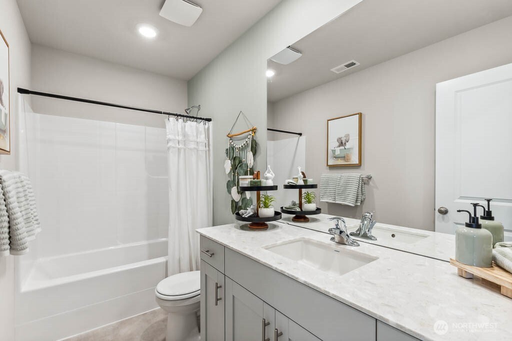 Main floor bath. Pictures are for representation only. Colors and options will vary!
