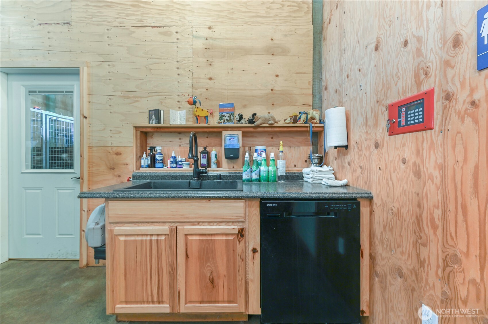 Washing Area Of Kennel Building