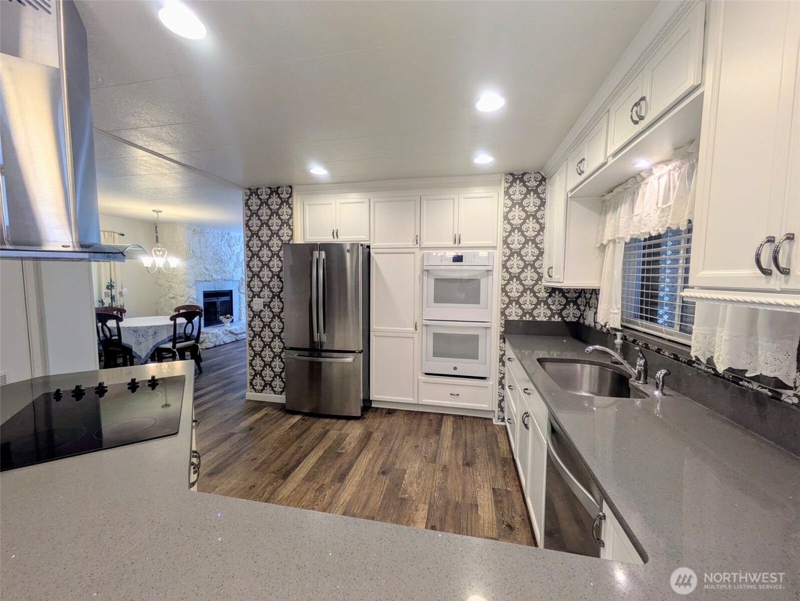 The kitchen speaks for itself!