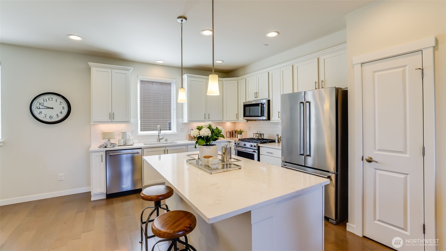 A different view of the kitchen.