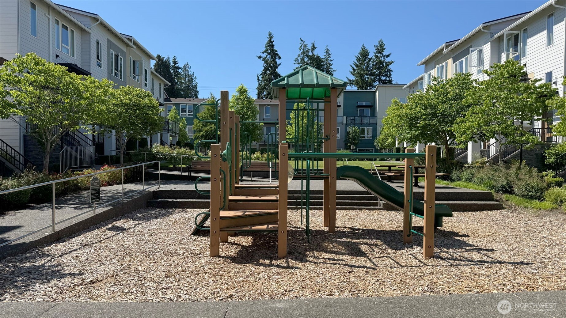 In the middle of the complex there is a private play area with plenty of space to play.