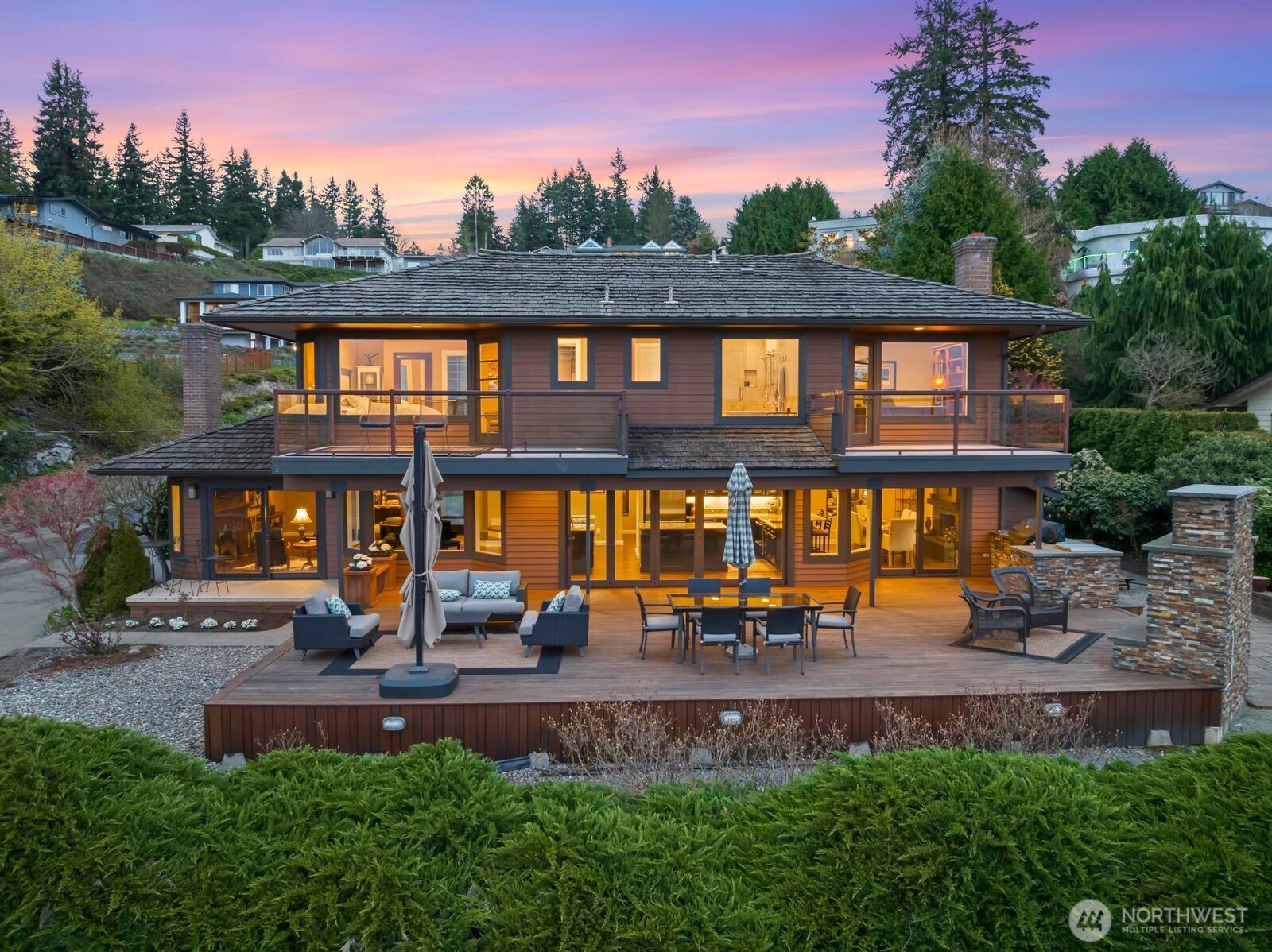 Everything you want and need. 2 inside gas fireplaces. One outdoor gas fireplace and gas plumbed to a firepit area to the left of the deck. BBQ station. All new Seirra Pacific windows and accordian doors leading to the deck.