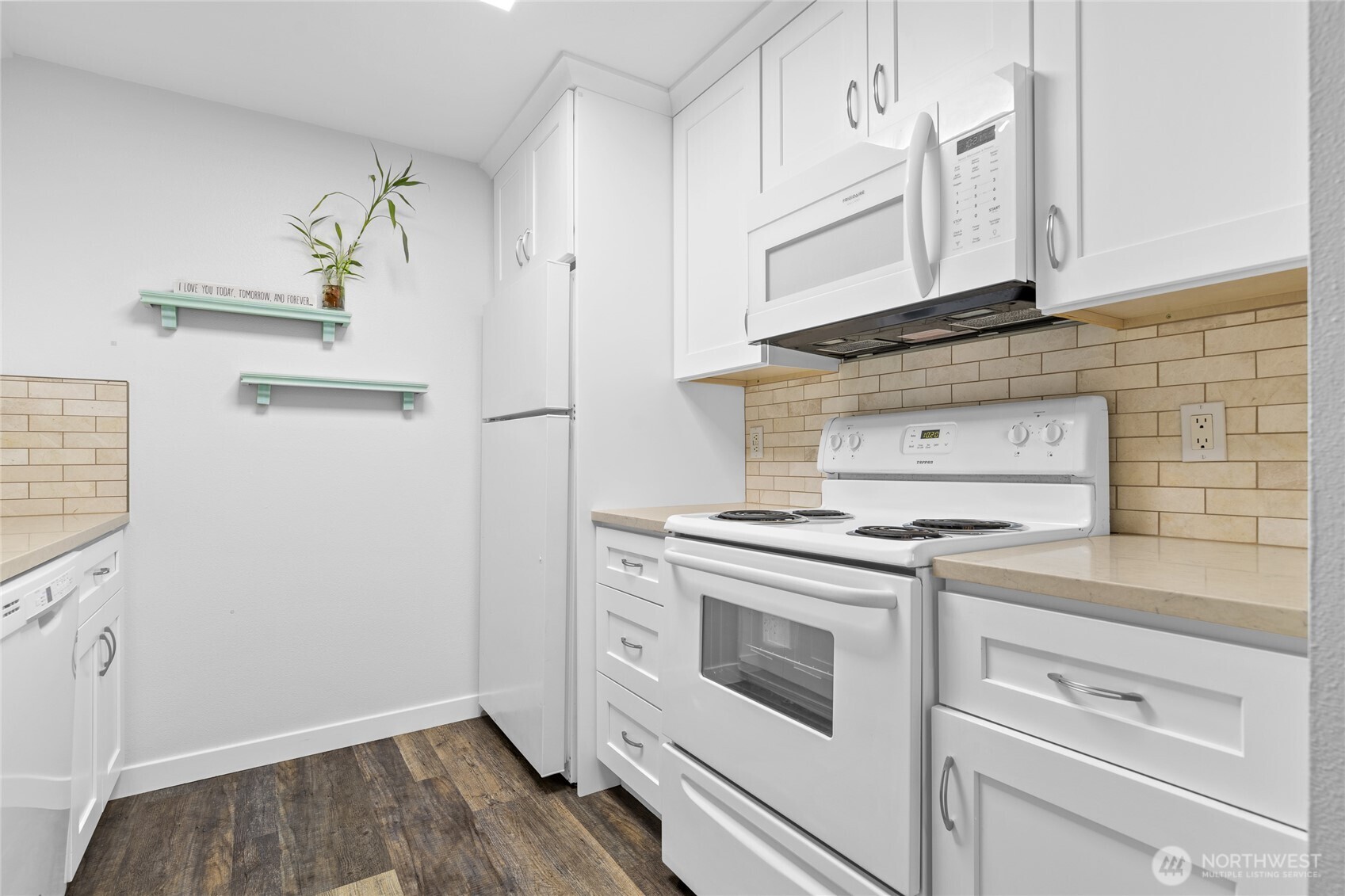 Chef’s dream kitchen! Modern updates, open to the dining & living areas, and perfect for entertaining!
