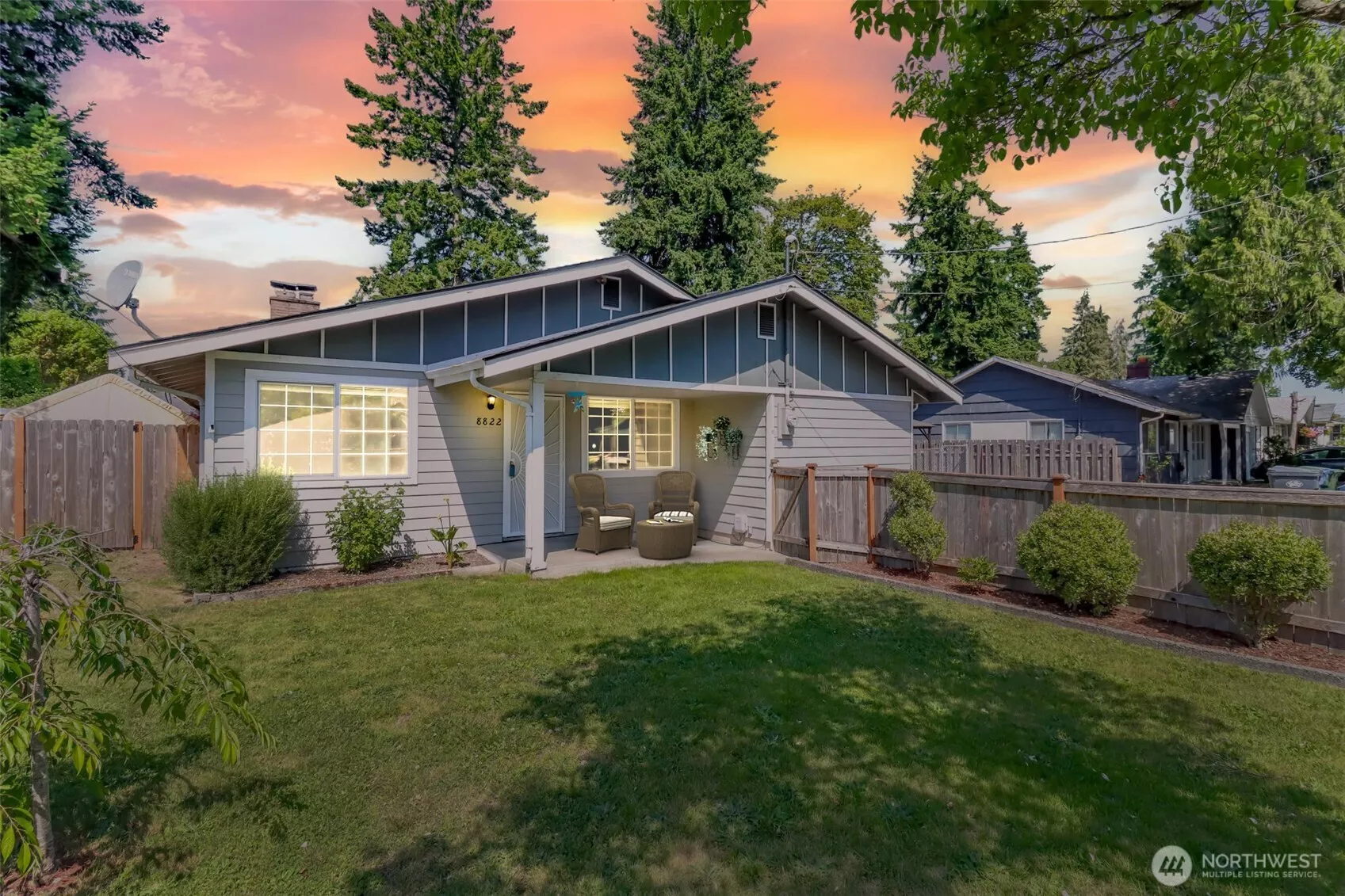 Front Fenced Yard & Entry Virtually Staged