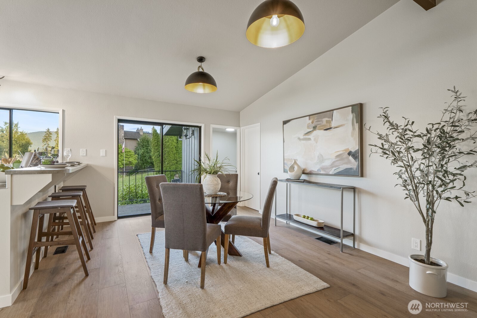 breakfast nook