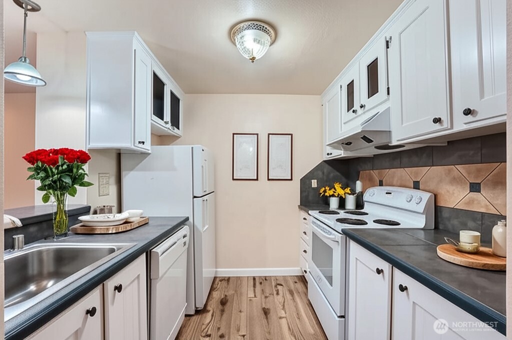 Kitchen Main.