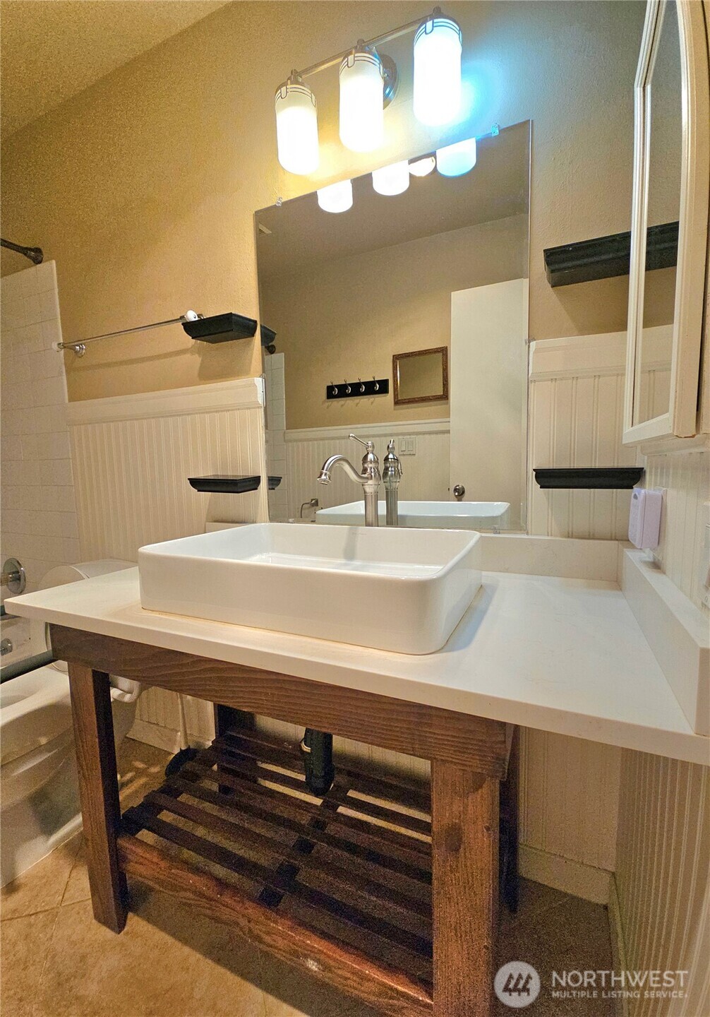 You'll find guest parking in spaces 4-5 and 31-32.