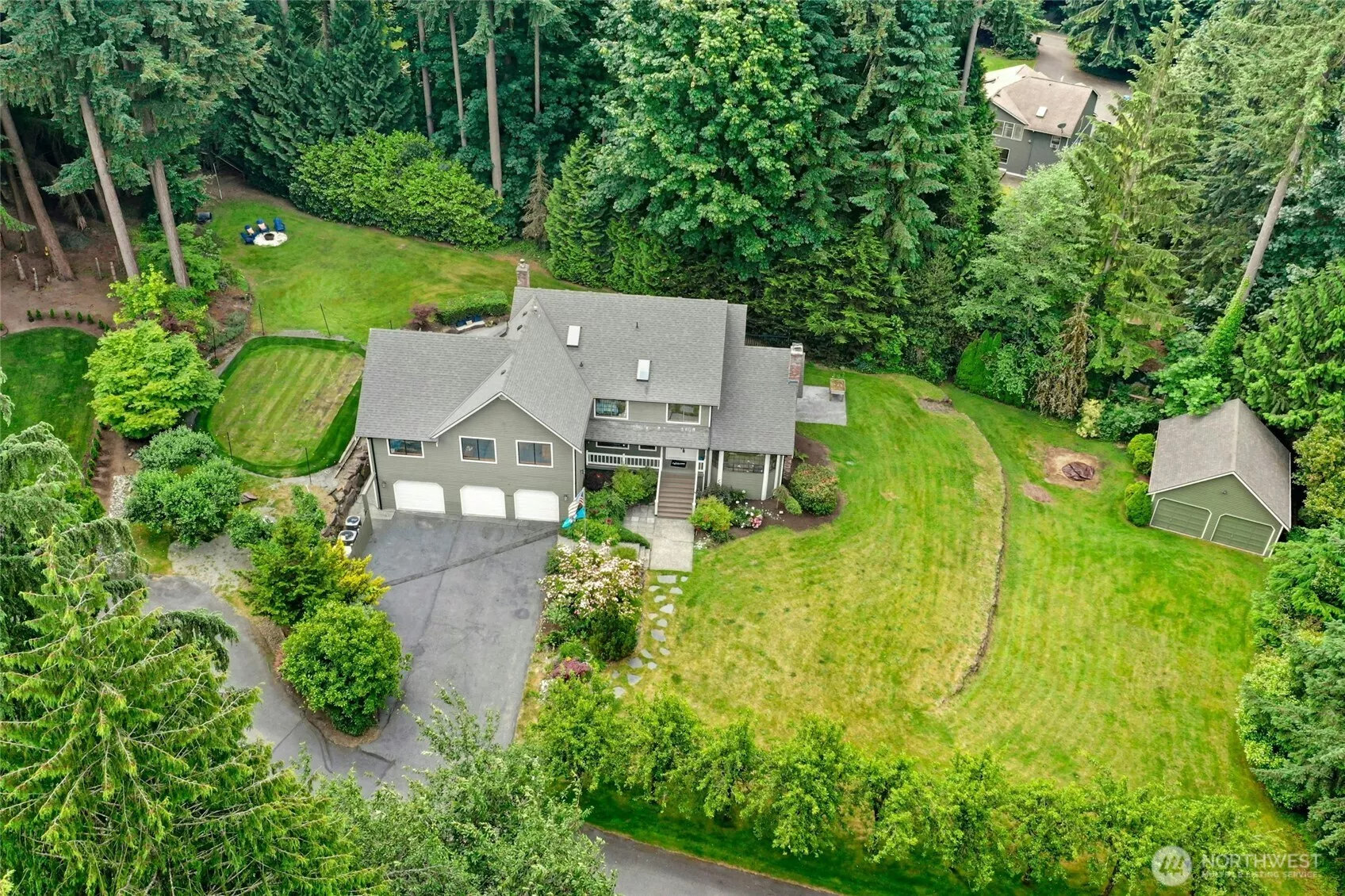 Exceptional location & value on Hollywood Hill
