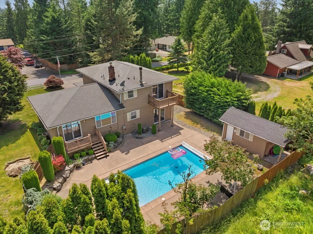 Welcome to this home that has it all!