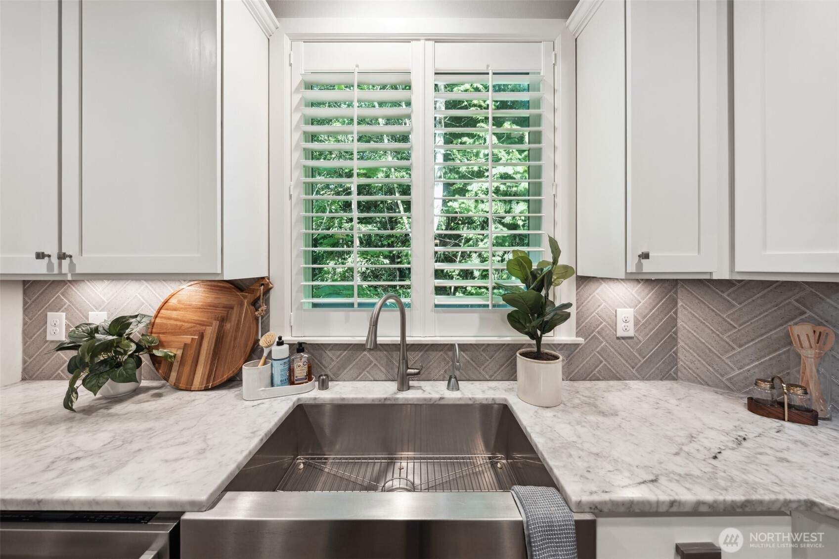Designer Sink with Instant Hot Water