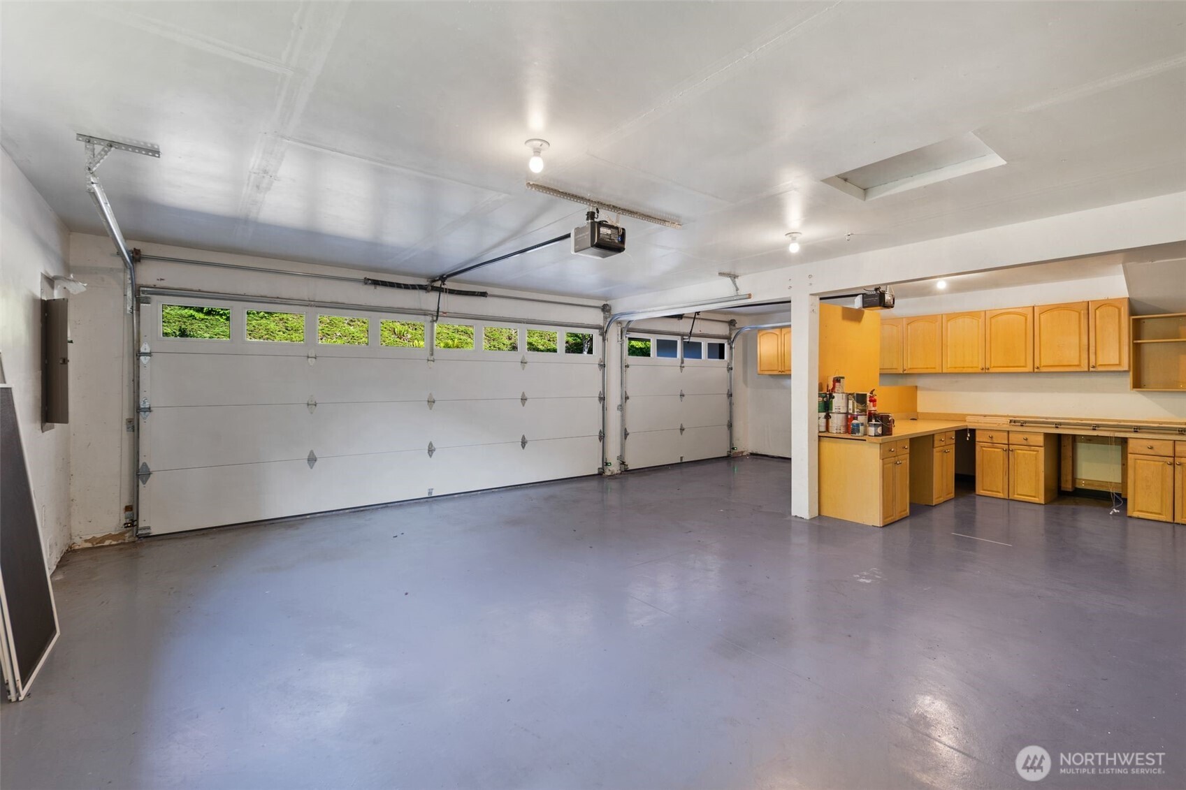 3 car garage