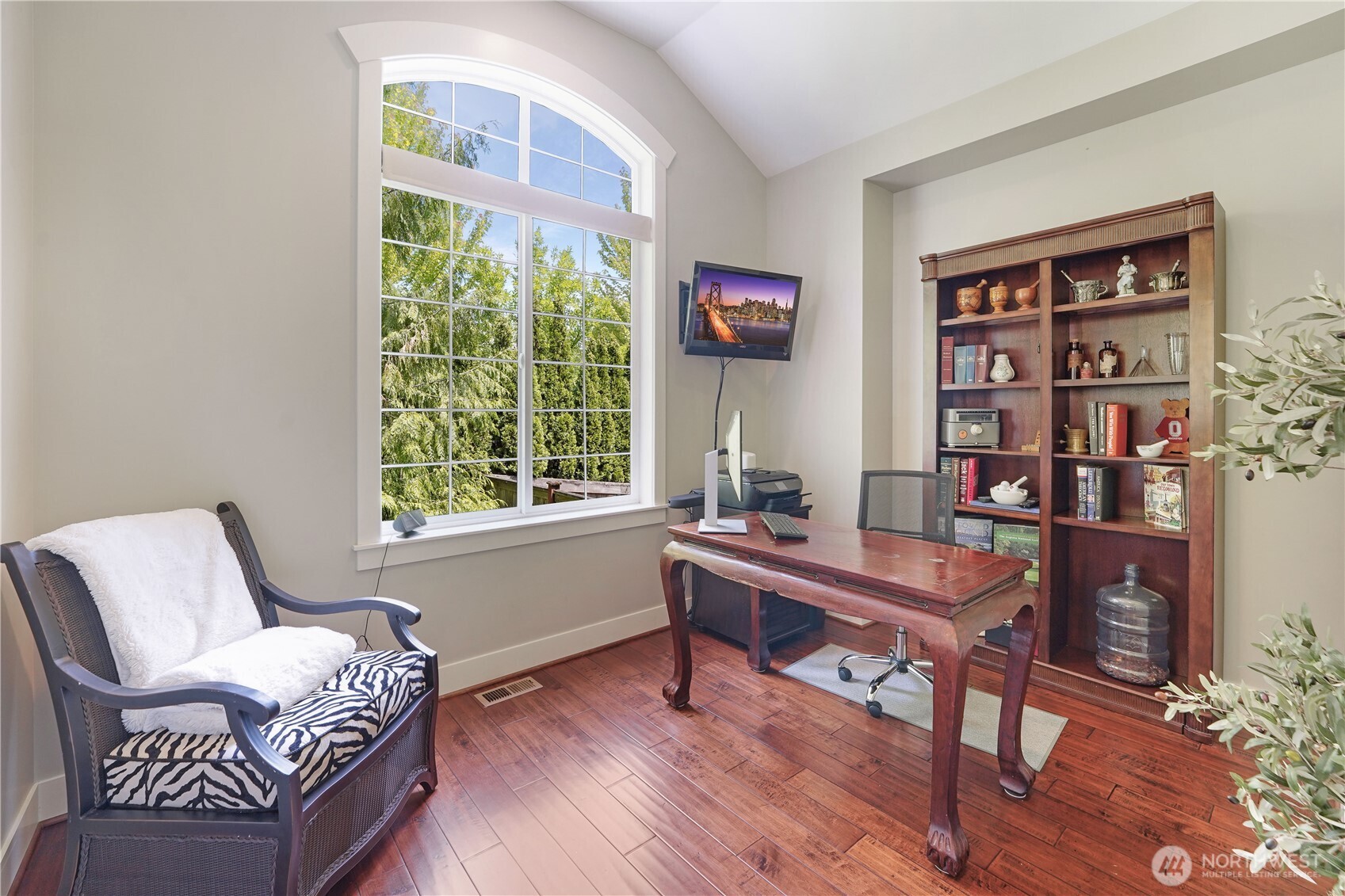 Main Floor Office