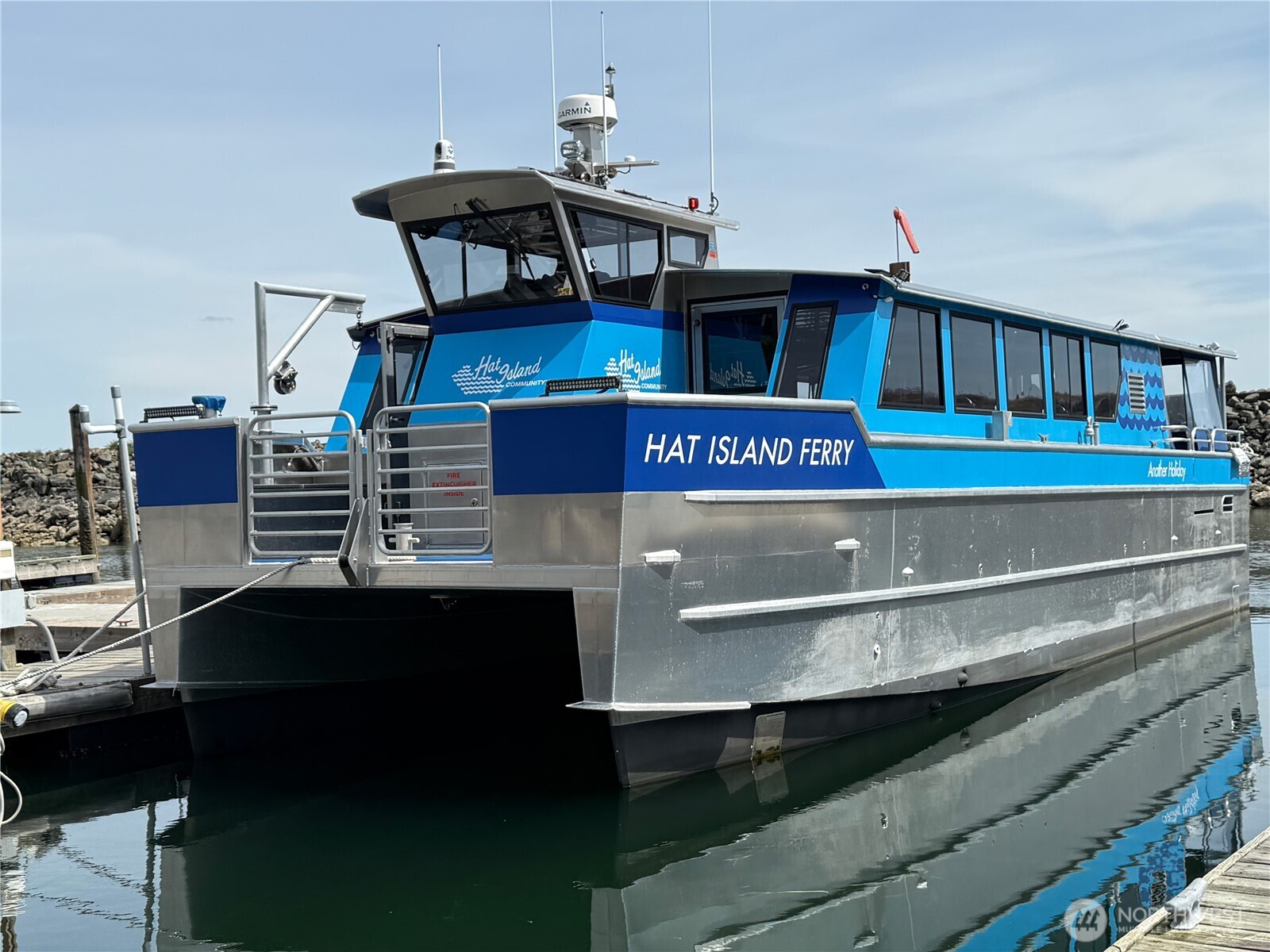 Hat Island 48 passenger foot ferry - Another Holiday