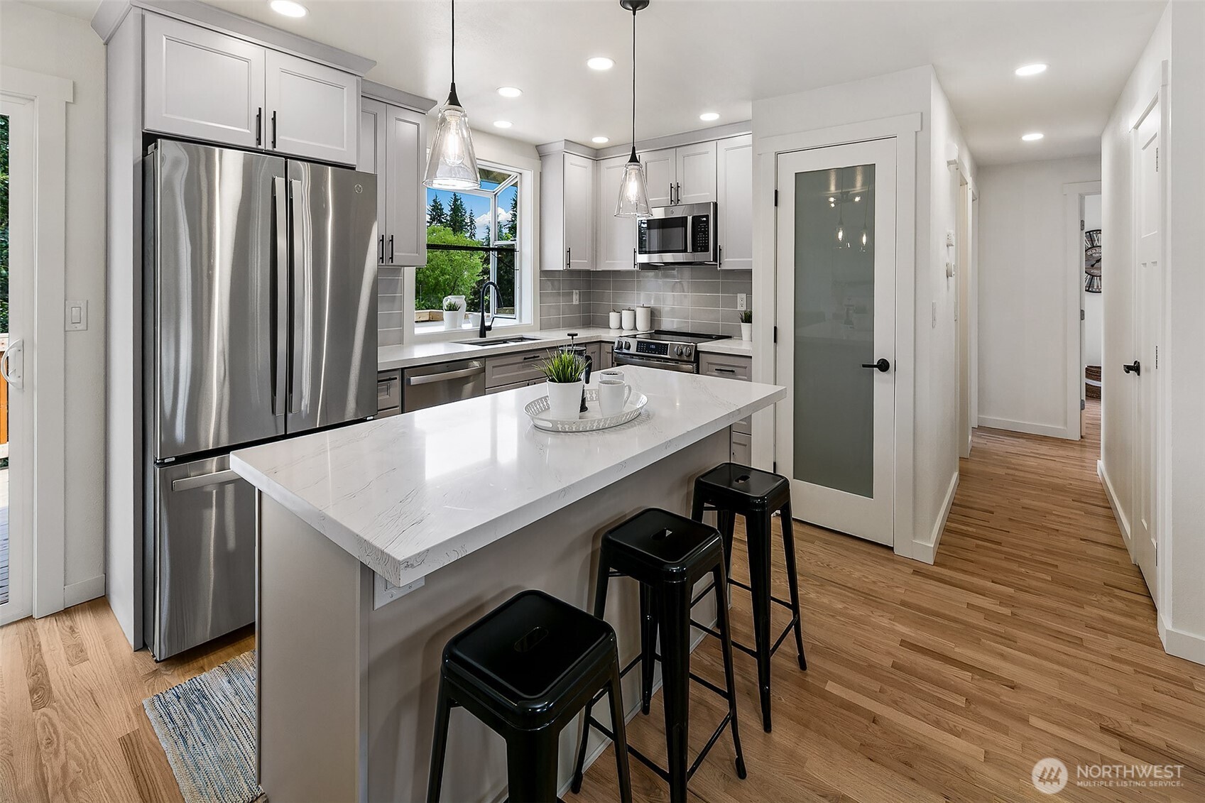 Breakfast bar and pantry!